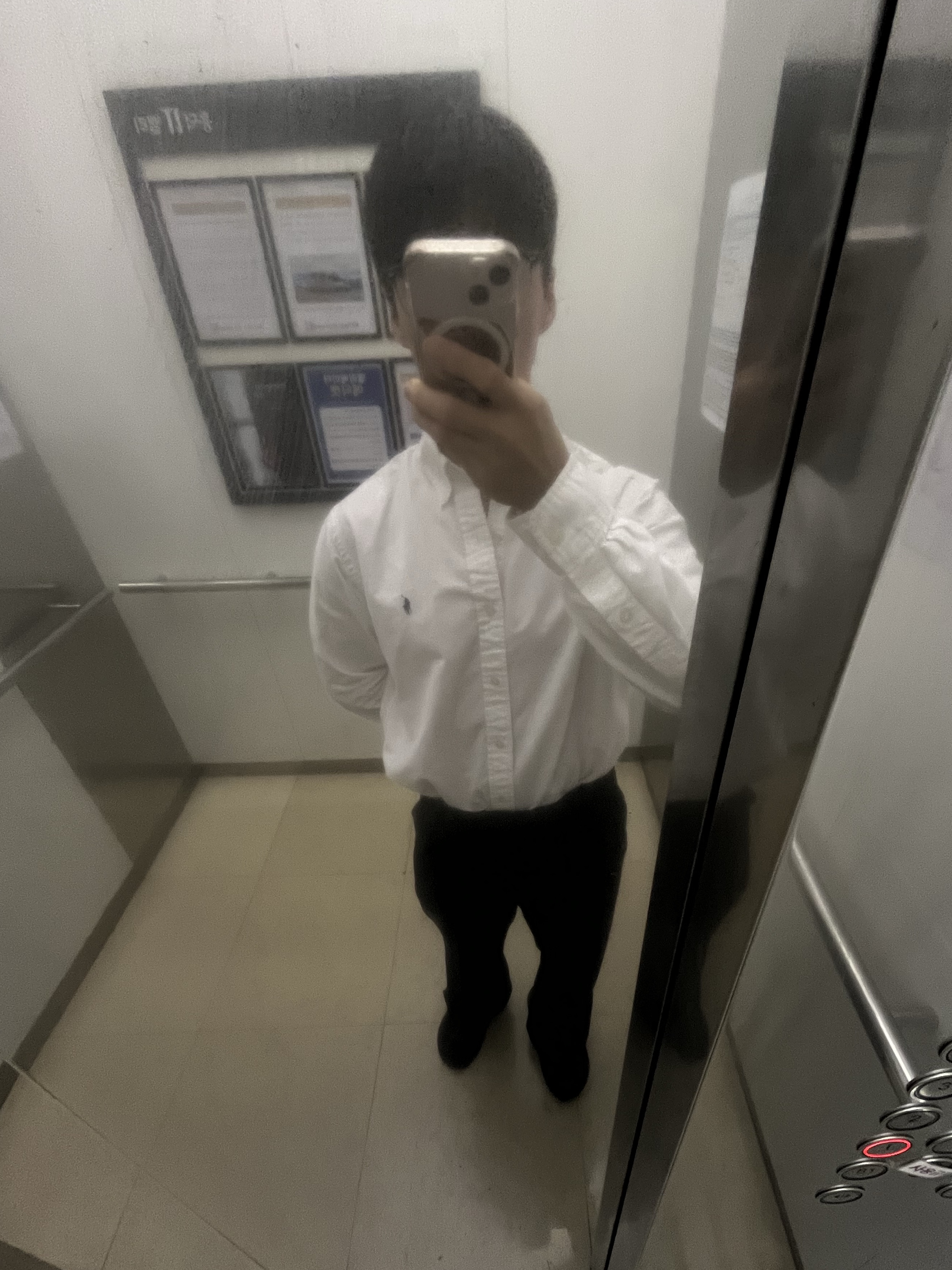 [30% 적립] Polo Ralph Lauren Classic Fit Garment Dyed Oxford Shirt White 착용 스타일