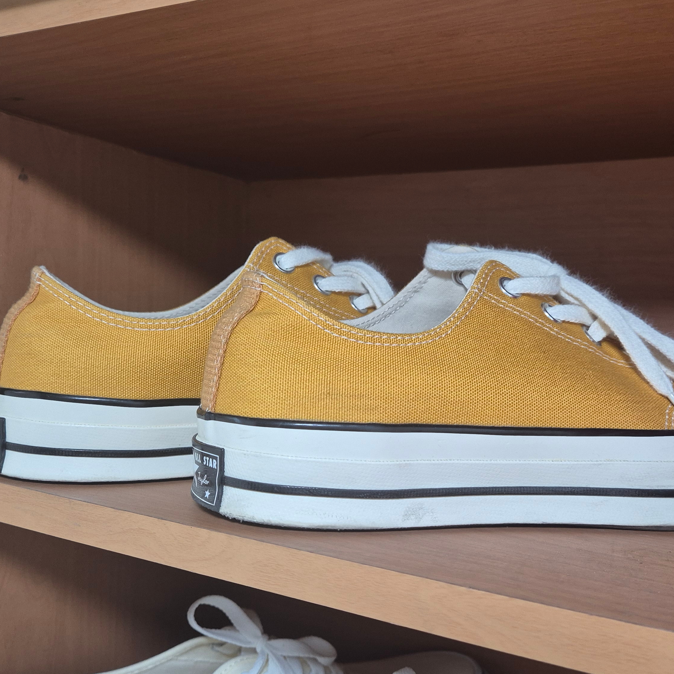 Converse Chuck 70 Ox Vintage Canvas Sunflower 착용 스타일