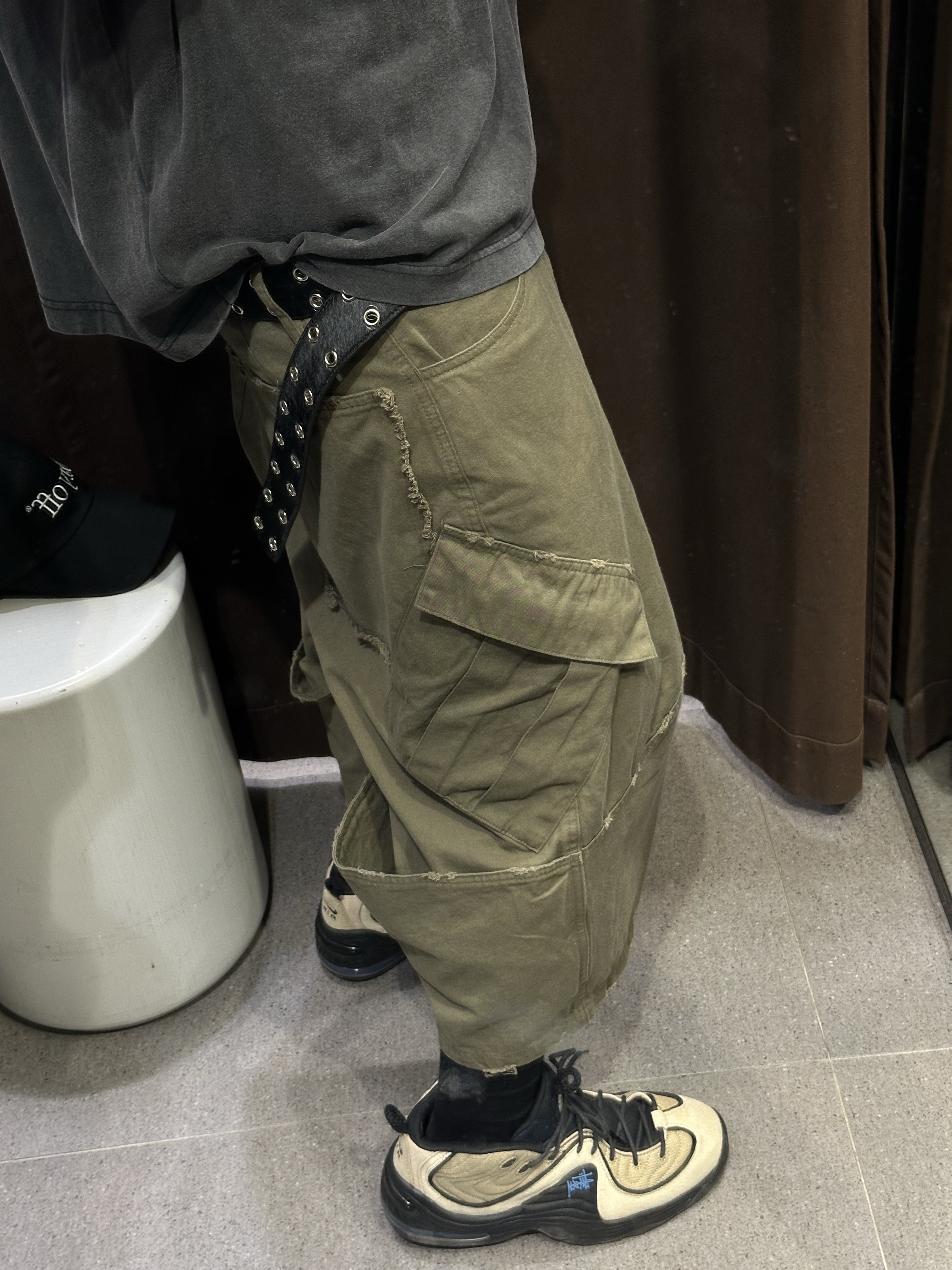 Nike x Stussy Air Penny II Rattan and Limestone, Kamien x MJD Double Hole Belt Black Shearling Calfskin 착용 스타일 - 1