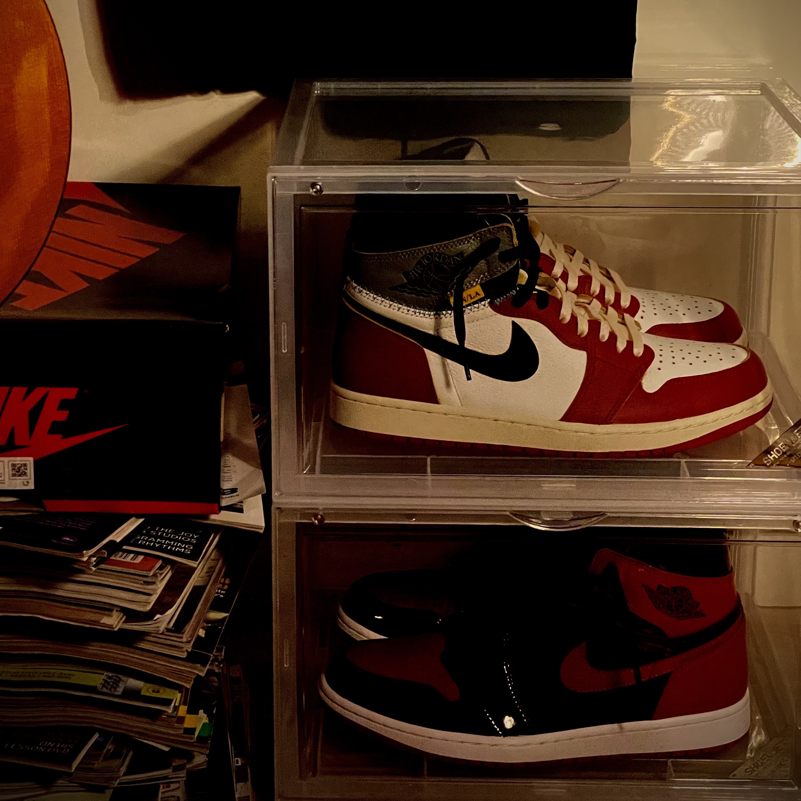 Shoevjet Wide White, Jordan 1 x Union Retro High OG Chicago Shadow 착용 스타일