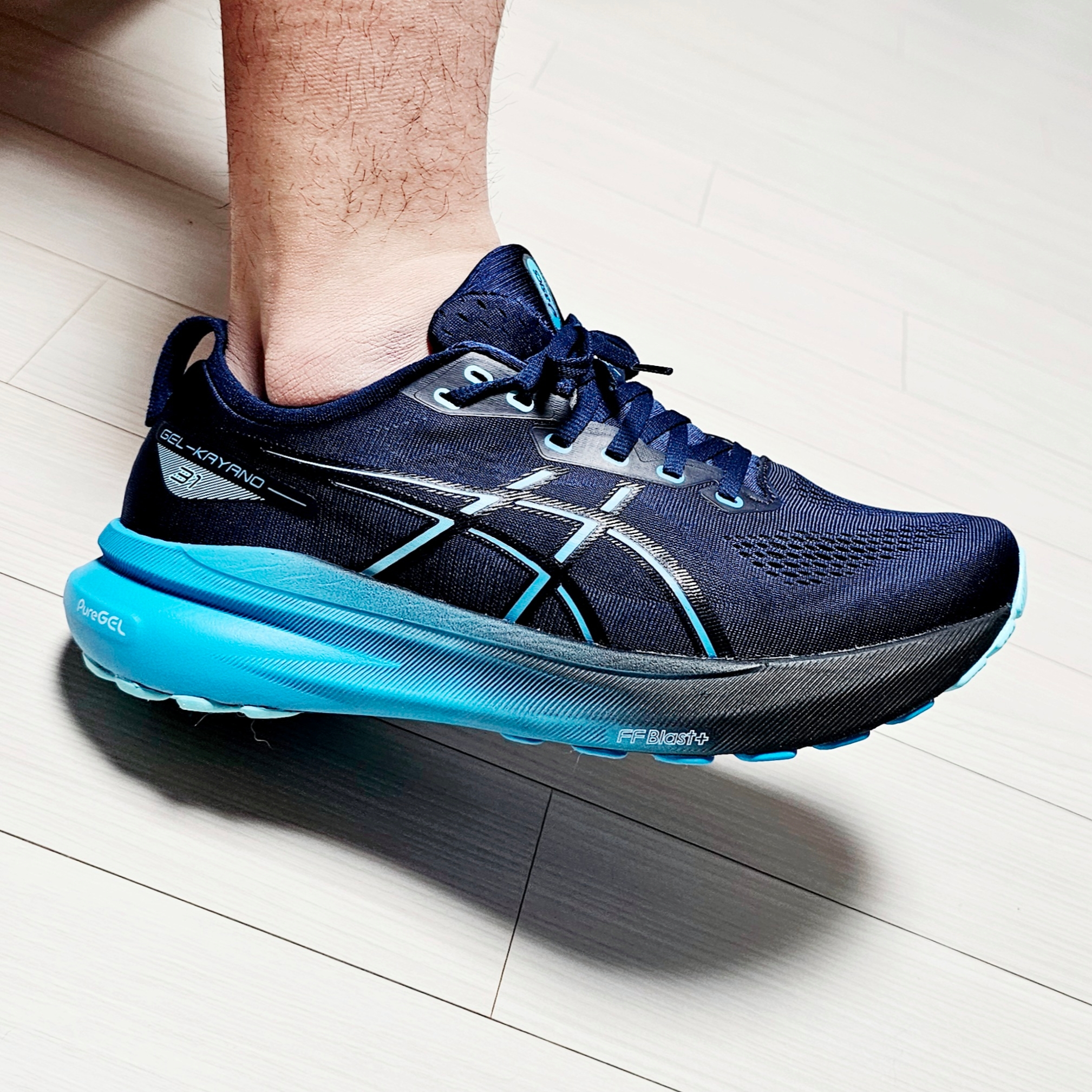 Asics Gel-Kayano 31 Blue Expanse Digital Aqua - 2E Wide 착용 스타일