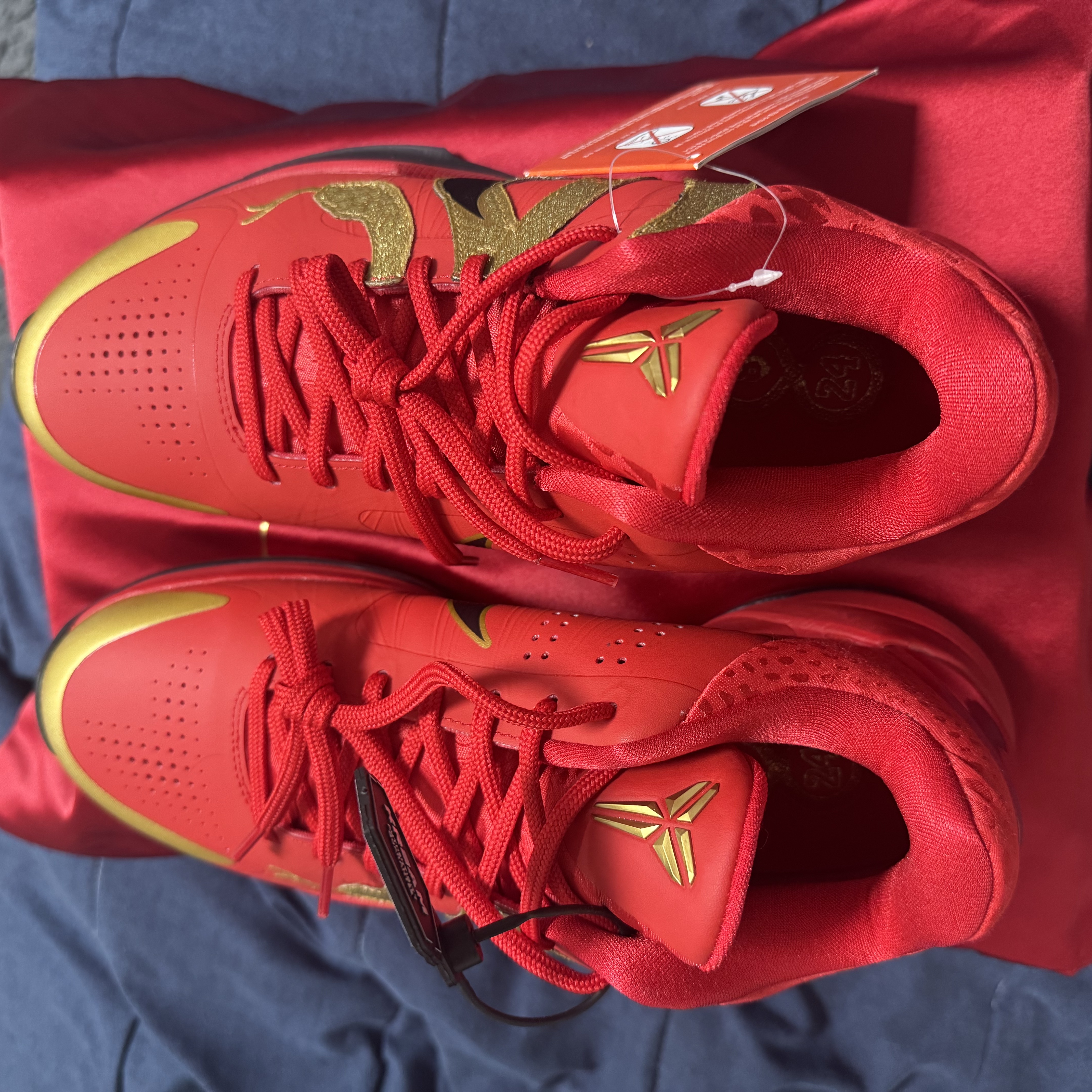 Nike Kobe 5 Protro Year of the Mamba University Red 착용 스타일 - 2