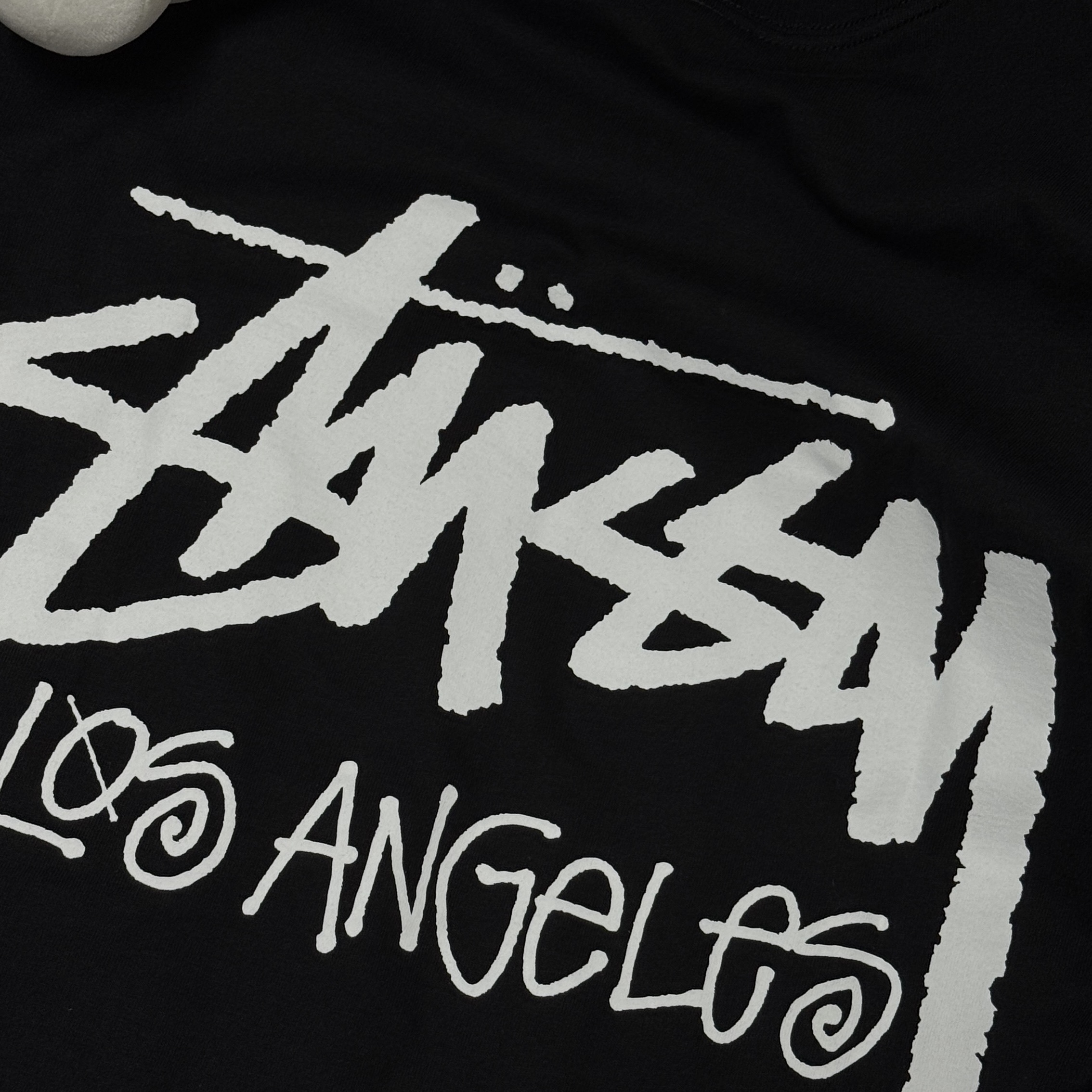 Stussy Stock Los Angeles T-Shirt Black 착용 스타일 - 4