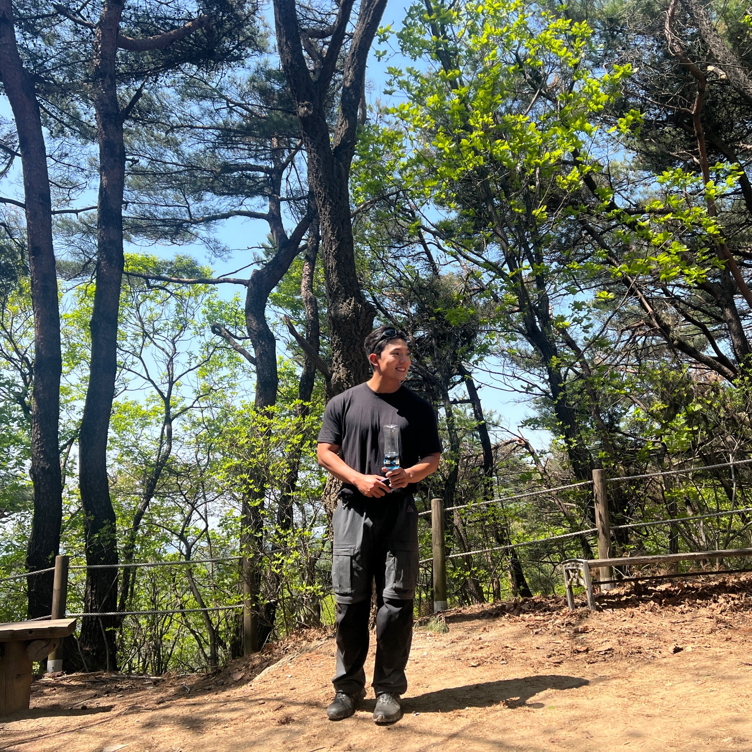 Nike ACG Smith Summit Cargo Pants Dark Smoke Grey - Asia, Oakley Eye Jacket Redux Matte Black Frame Prizm Grey Lenses High Bridge Fit 착용 스타일 - 1