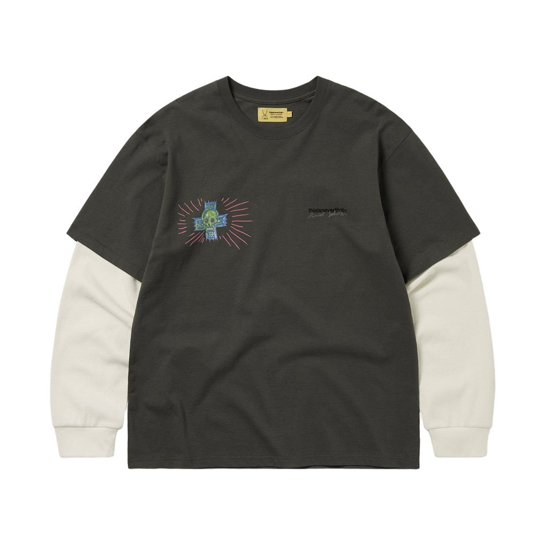 디스이즈네버댓 x 다니엘 존스턴 레이어드 롱슬리브 티셔츠 차콜(thisisneverthat x Daniel Johnston Layered L/S T-Shirt Charcoal)