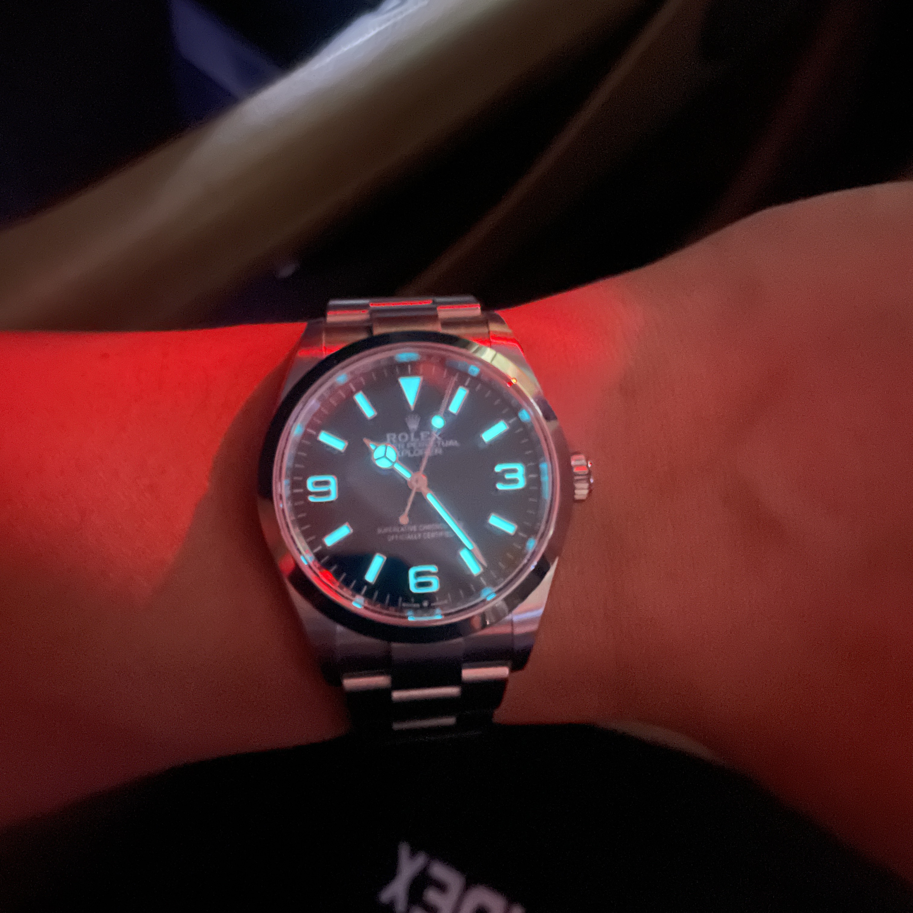 Rolex Explorer 36mm 124270 Black Oyster 착용 스타일