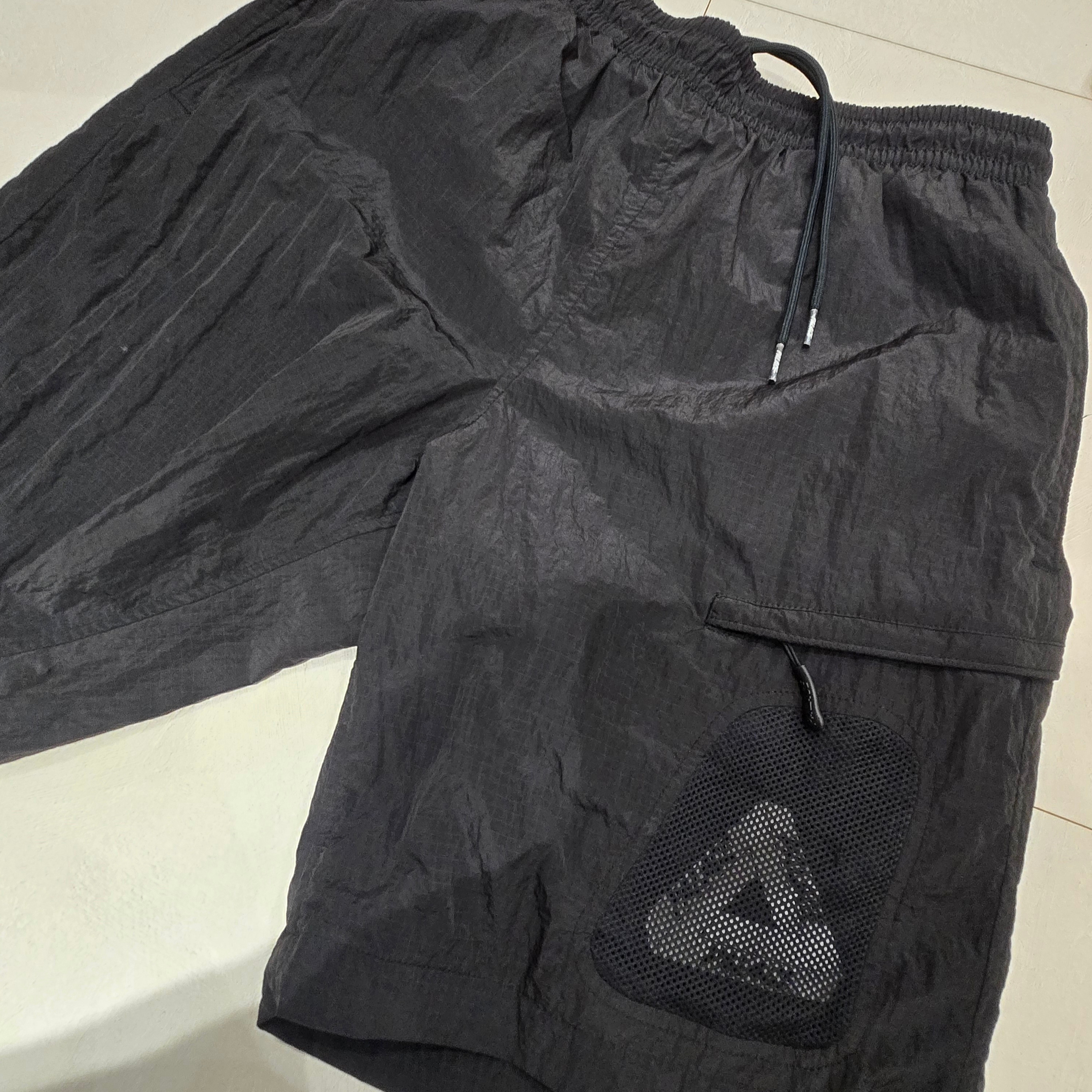 Palace Y-Ripstop Shell Shorts Black - 23SS 착용 스타일