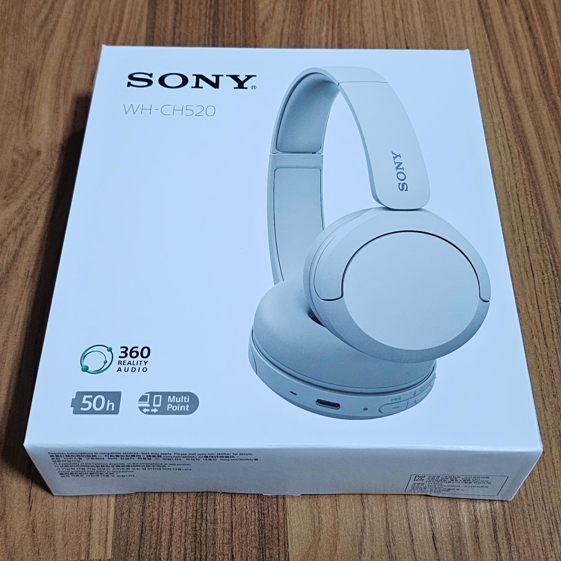 Sony WH-CH520 White (Sony Korea Ver.) 착용 스타일 - 2