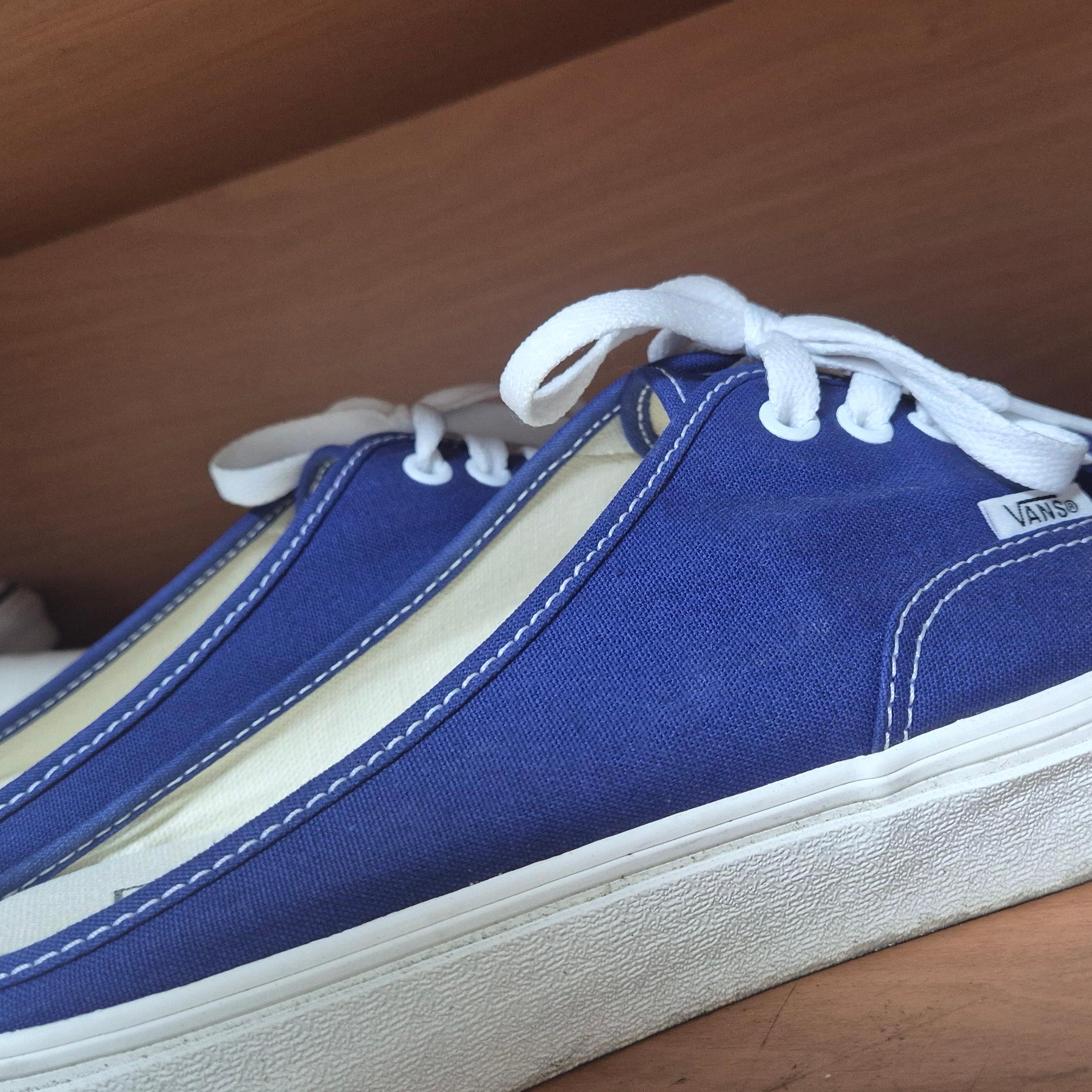 Vans Canvas Authentic Mule Blue 착용 스타일