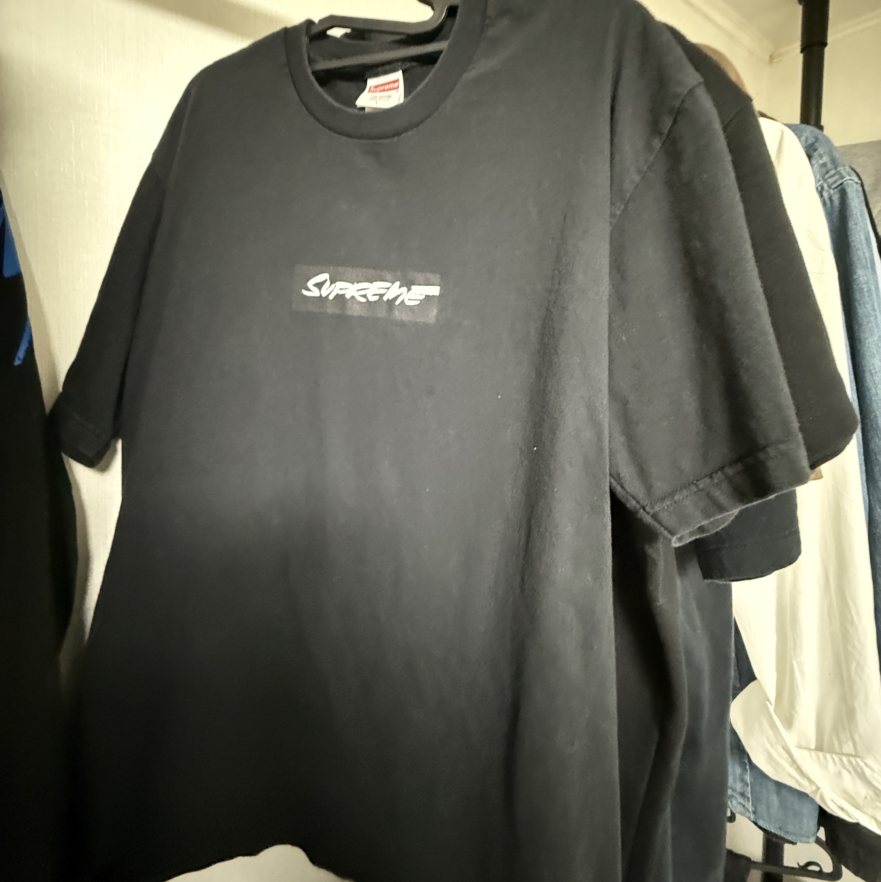 Supreme Futura Box Logo T-Shirt Black - 24SS 착용 스타일