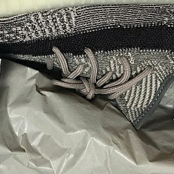 Adidas Yeezy Boost 350 V2 Zyon 착용 스타일