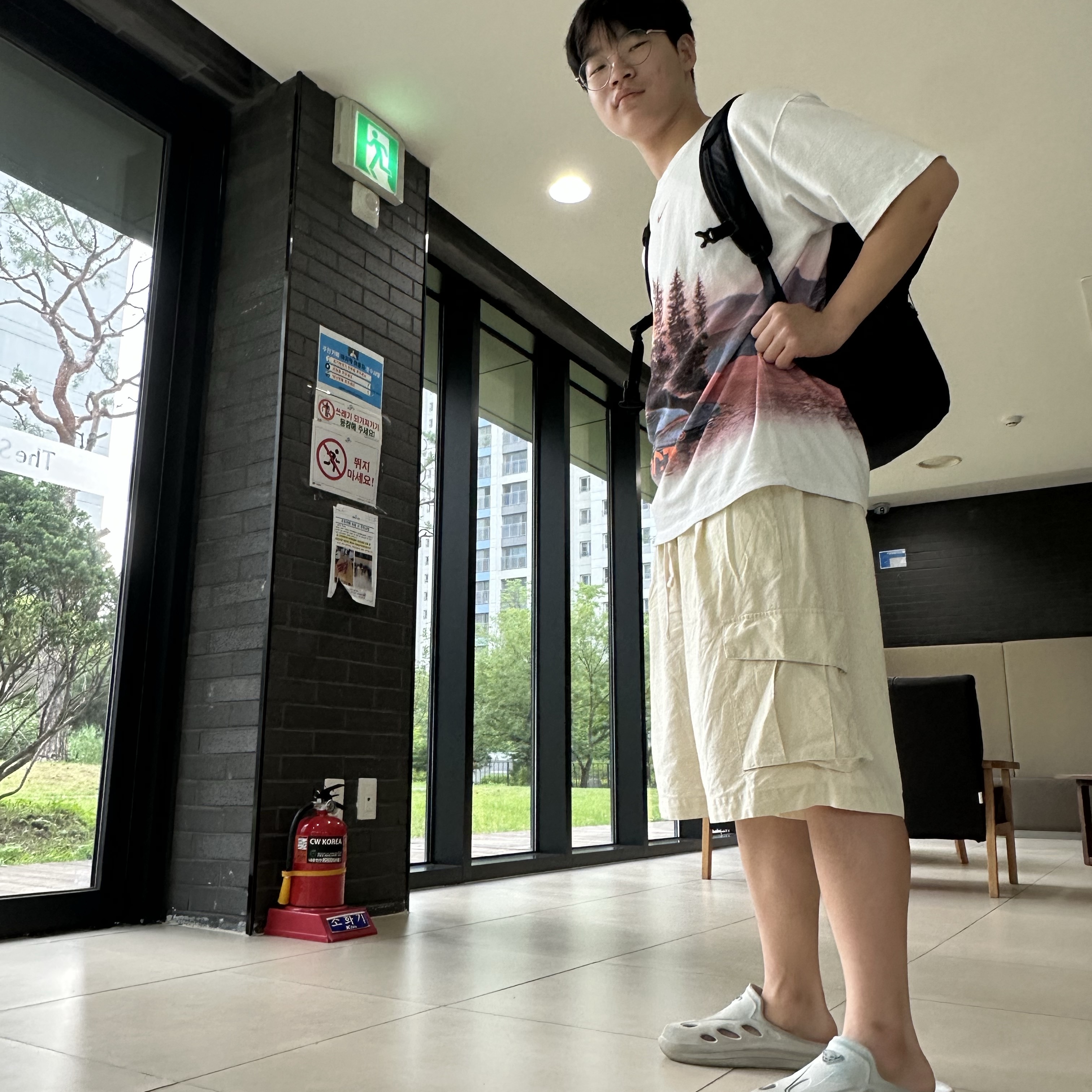 Nike x Drake Nocta Opal Reels Tee White (FV7865-100) 착용 스타일 - 2