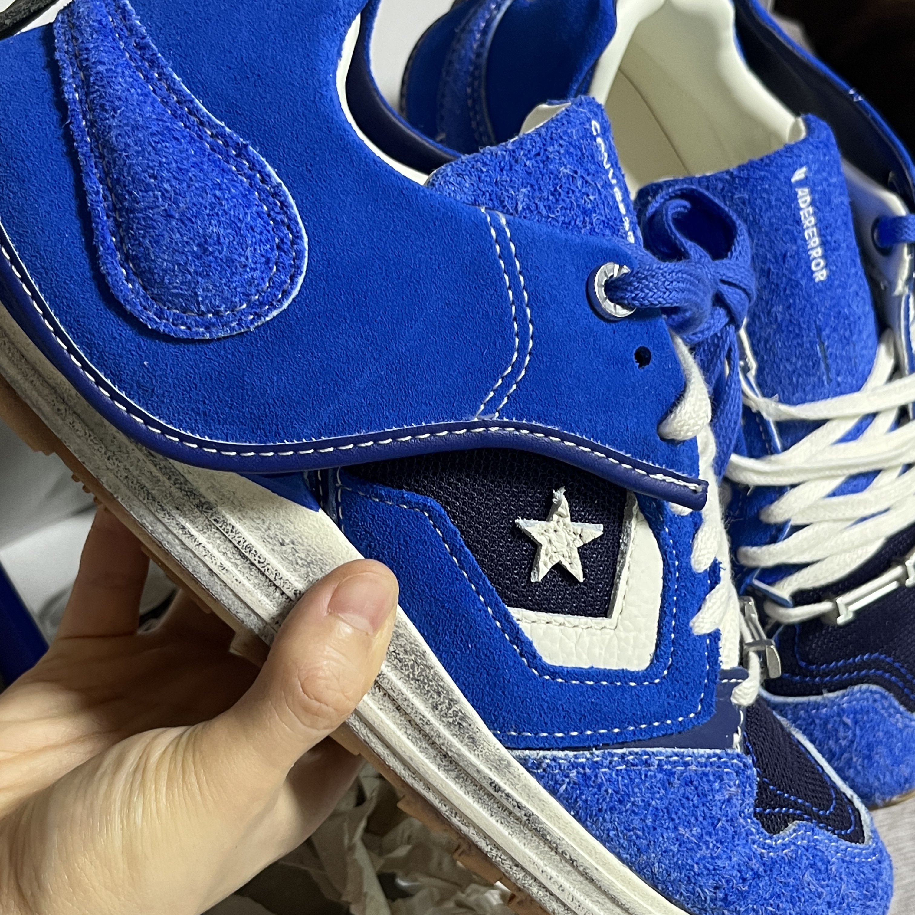 Converse x Ader Error Wave Trainer Blue 착용 스타일 - 5