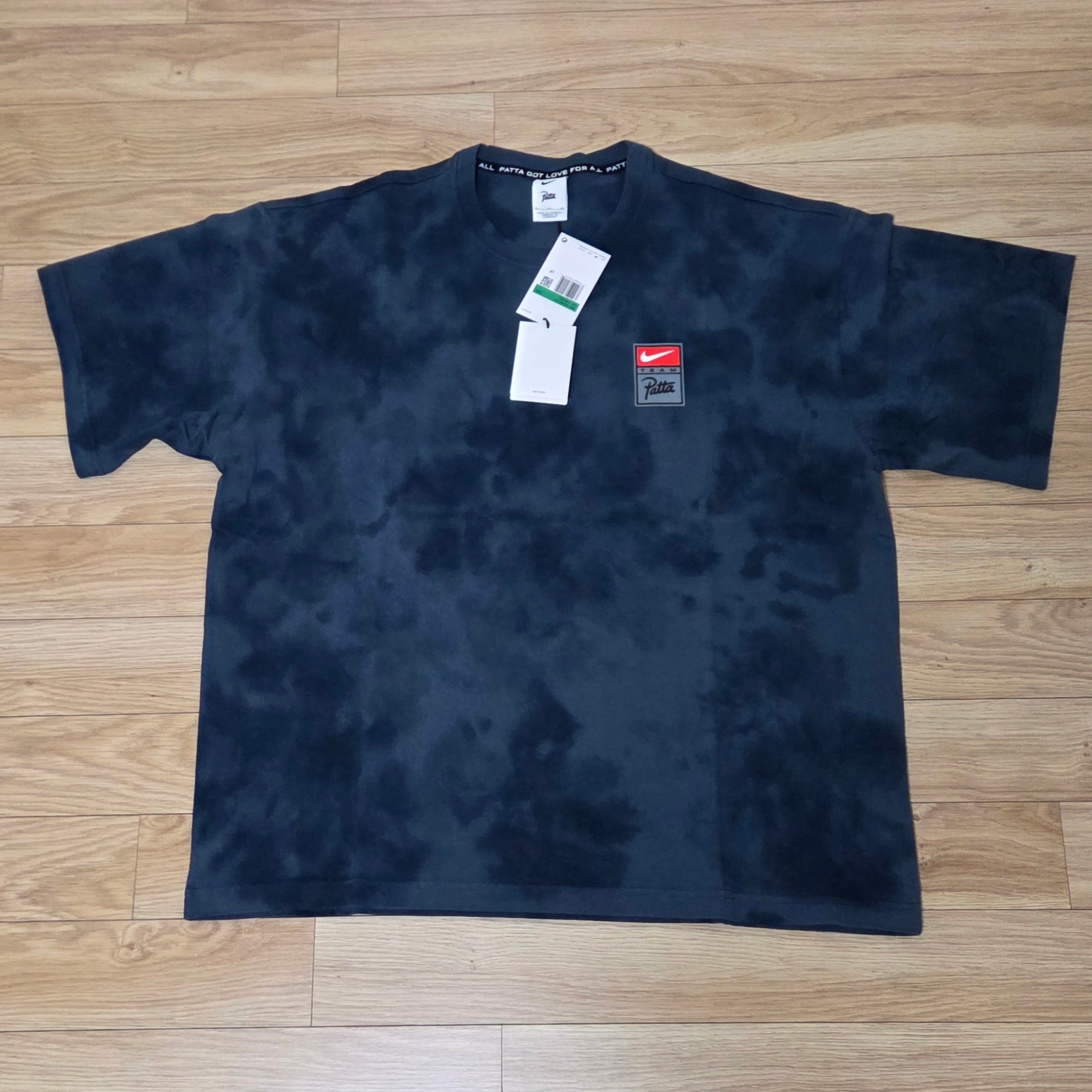 Nike x Patta T-Shirt Squadron Blue (HQ3907-416) 착용 스타일 - 1