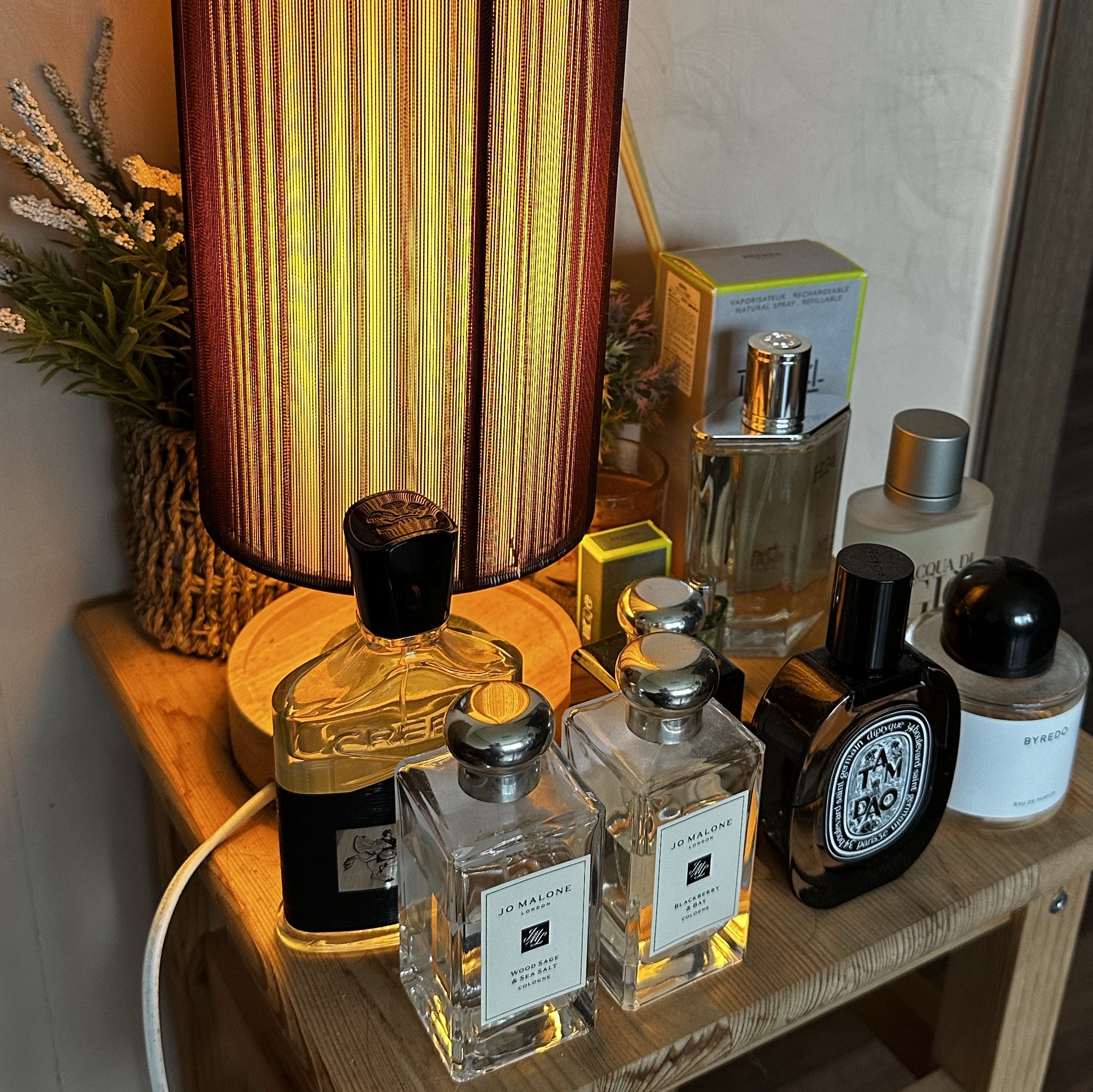 Creed Aventus Eau De Parfum 100ml, Jo Malone Dark Amber & Ginger Lily Cologne Intense 100ml 착용 스타일