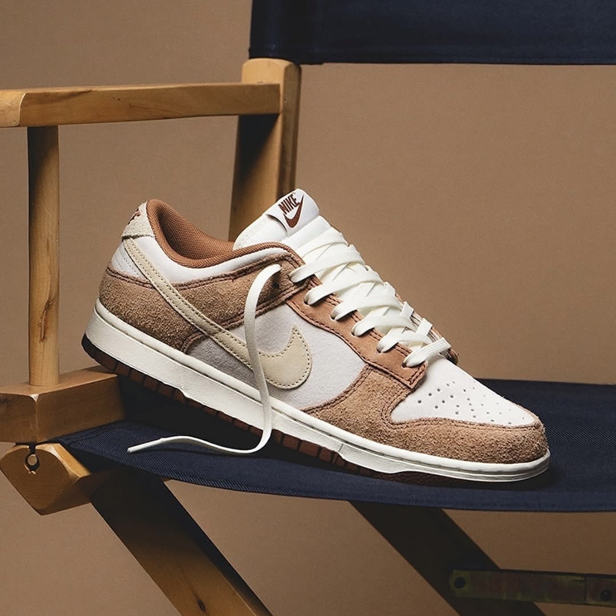 Nike Dunk Low Pro Premium Medium Curry 착용 스타일 - 1
