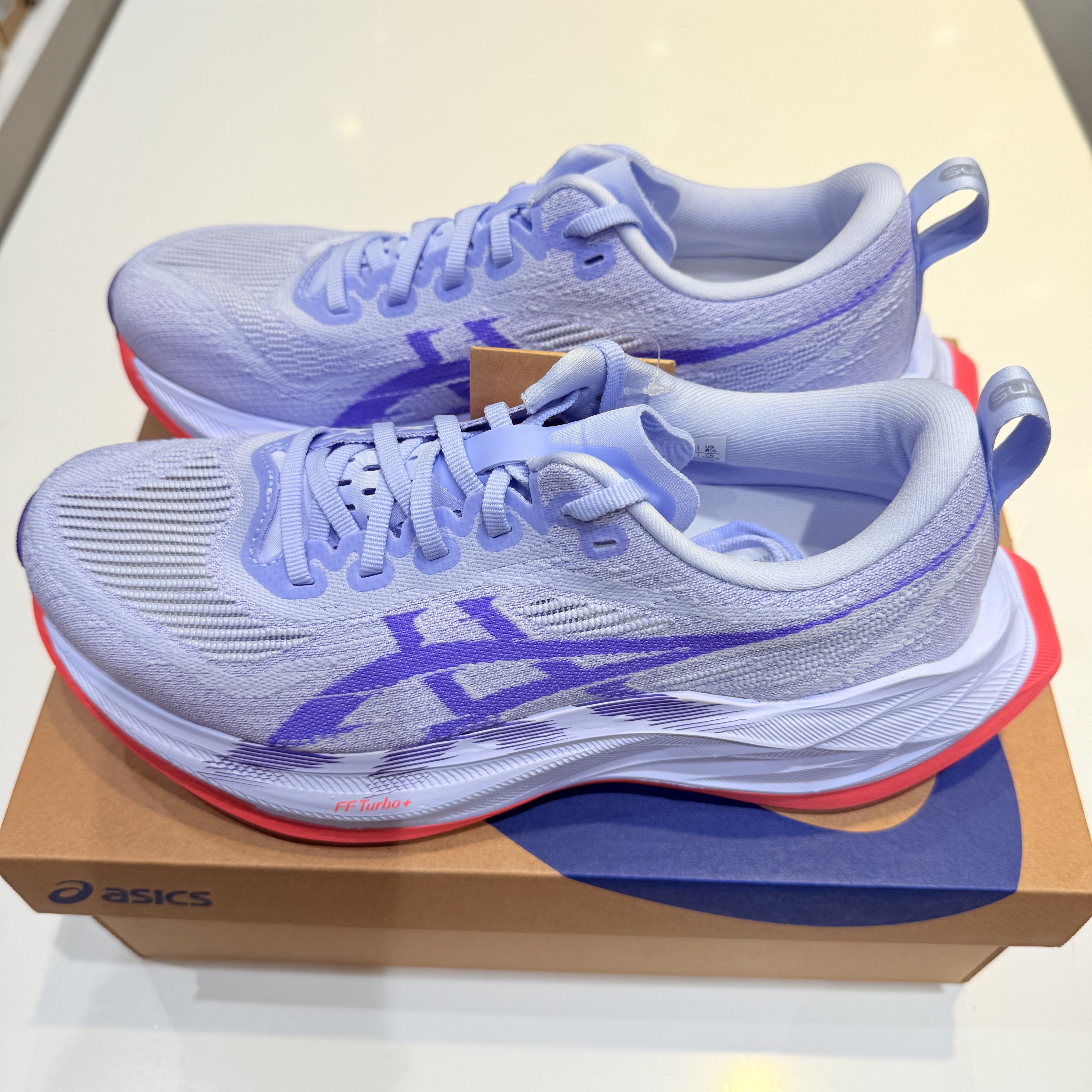 Asics Superblast 2 Blue Fade Edo Purple 착용 스타일 - 2
