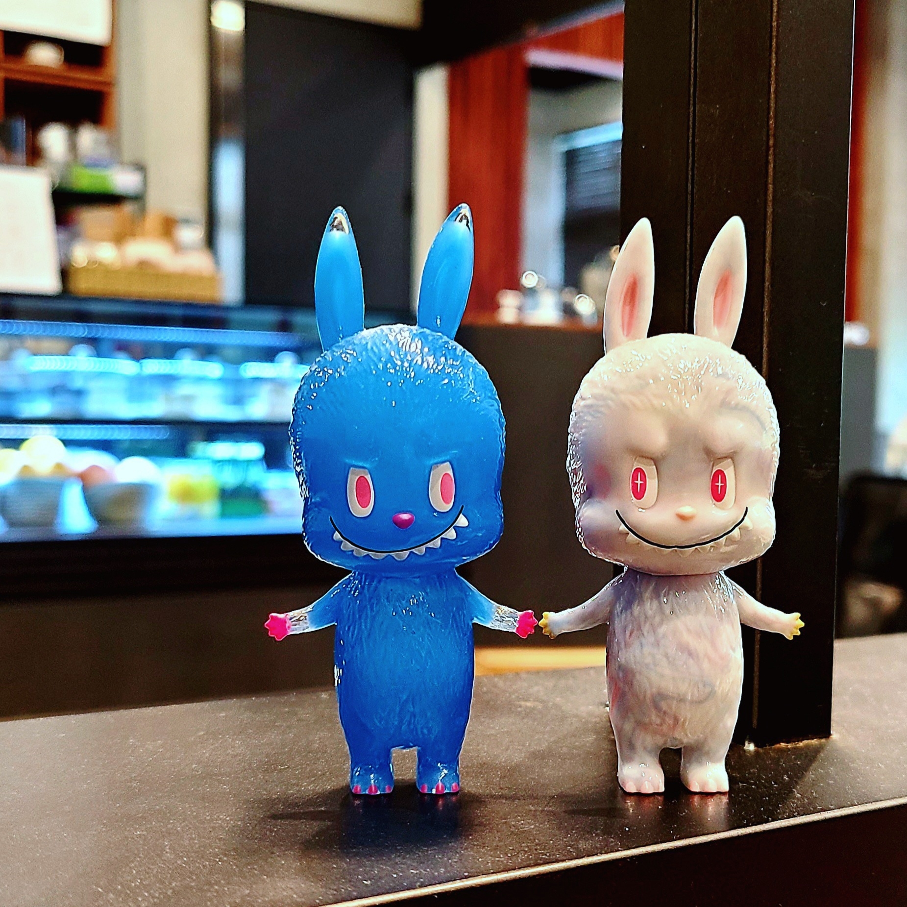 Bearbrick x Ader Error 100%, Human Made Heart Rubber Coaster Blue 착용 스타일 - 2