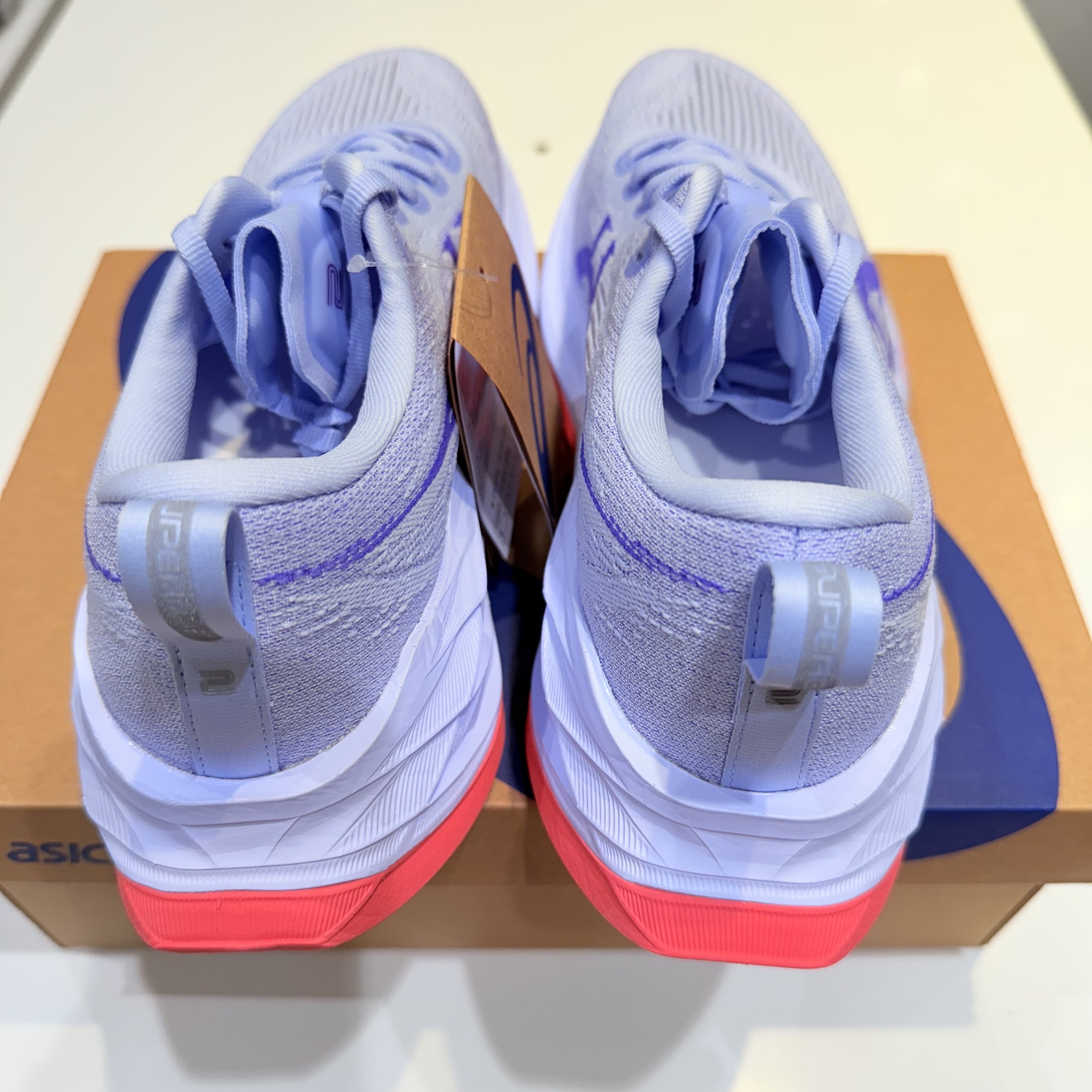 Asics Superblast 2 Blue Fade Edo Purple 착용 스타일 - 3