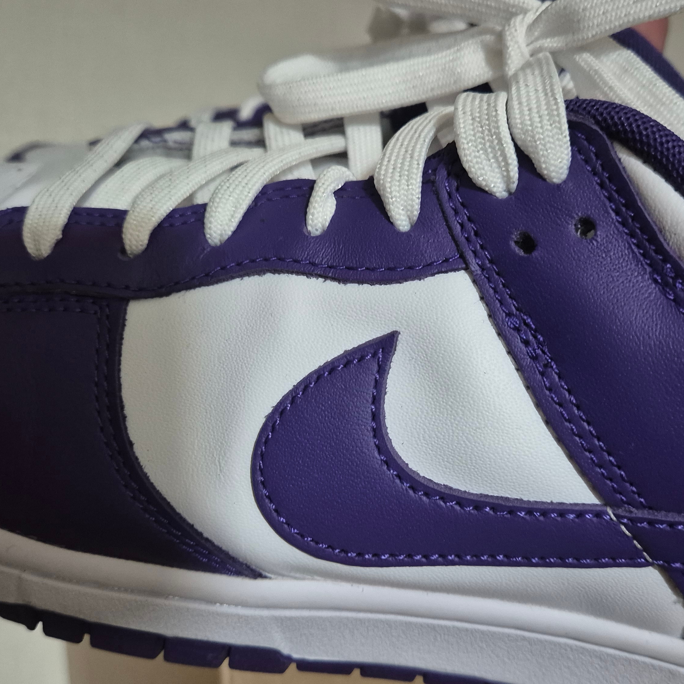 Nike Dunk Low Retro Championship Court Purple 착용 스타일