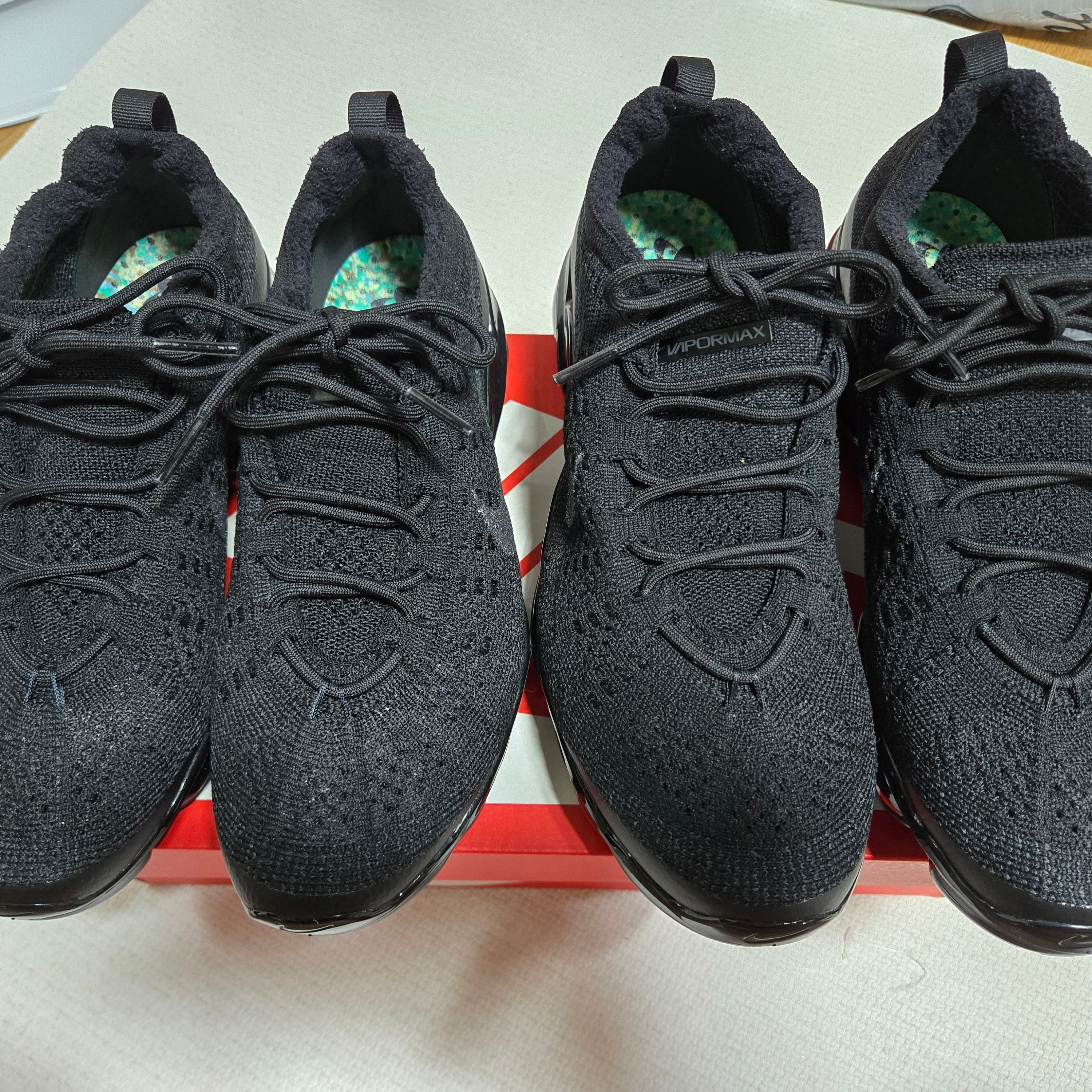 Nike Air VaporMax 2023 Flyknit Triple Black 착용 스타일