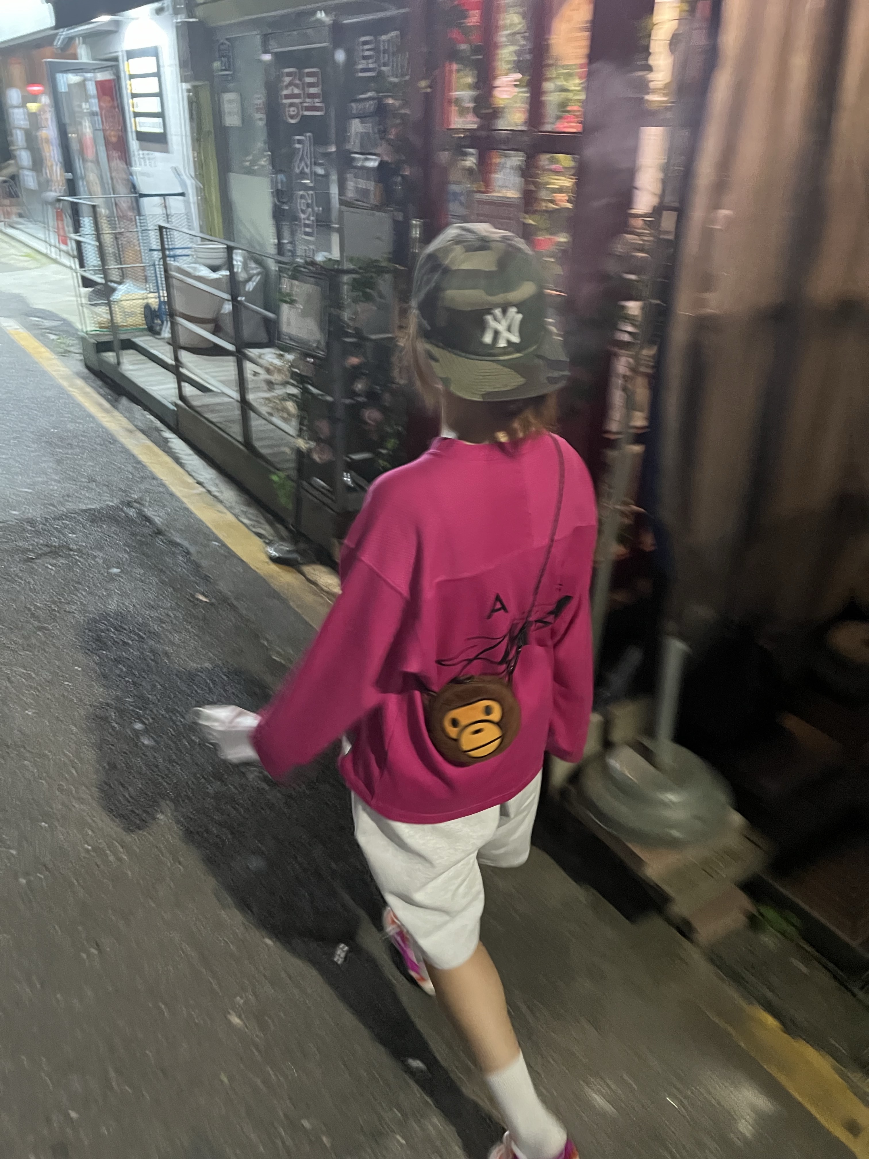 Nike x Stussy Long Sleeve Top Fireberry (FJ9164-615) 착용 스타일 - 2