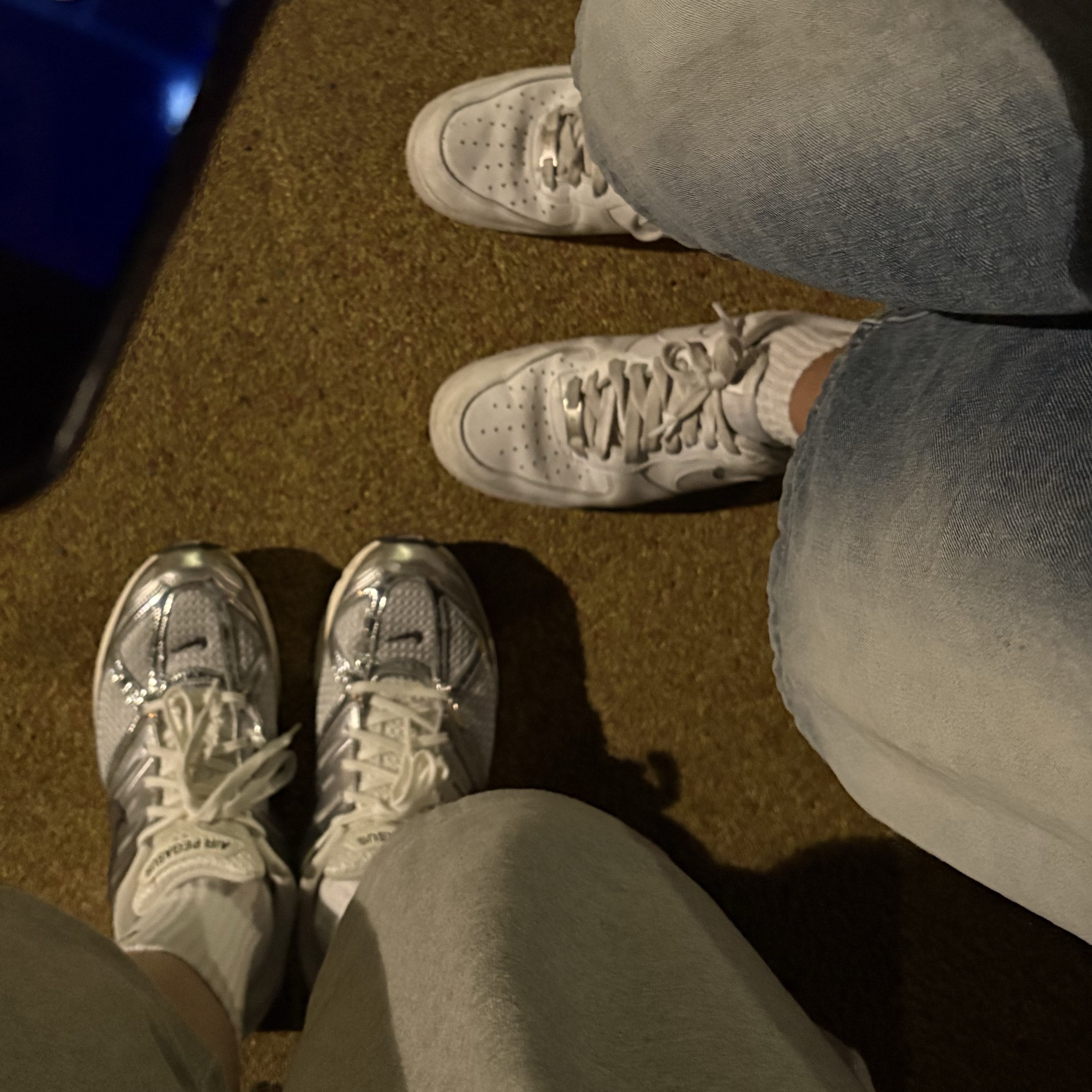 (W) Nike Air Pegasus 2K5 Photon Dust Chrome, Nike Air Force 1 '07 Low White 착용 스타일