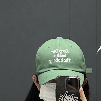 Millo Archive Holiday Signature Ball Cap Green 착용 스타일