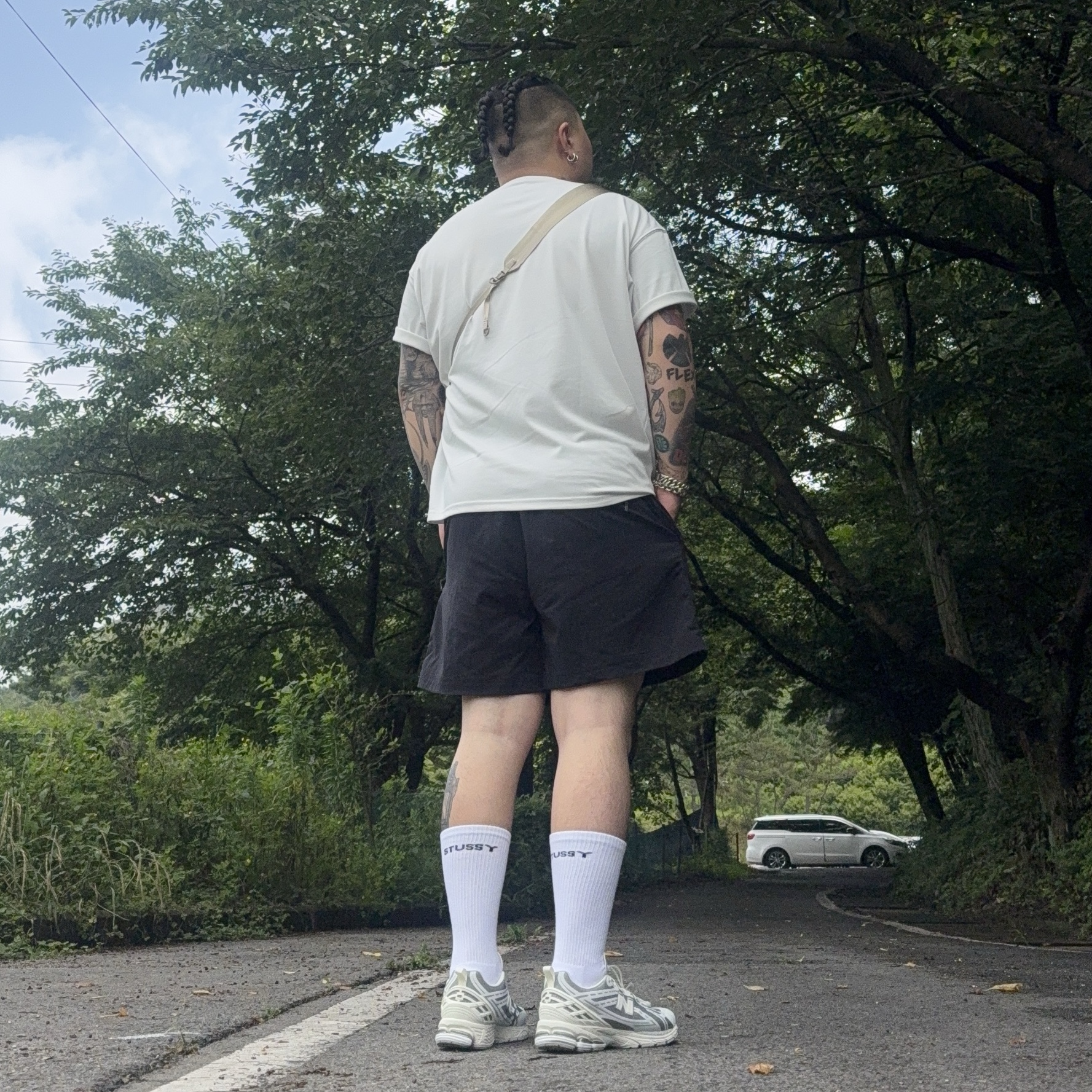 Nike ACG T-Shirt Summit White - Asia, Nike ACG Hiking Shorts Black - Asia 착용 스타일