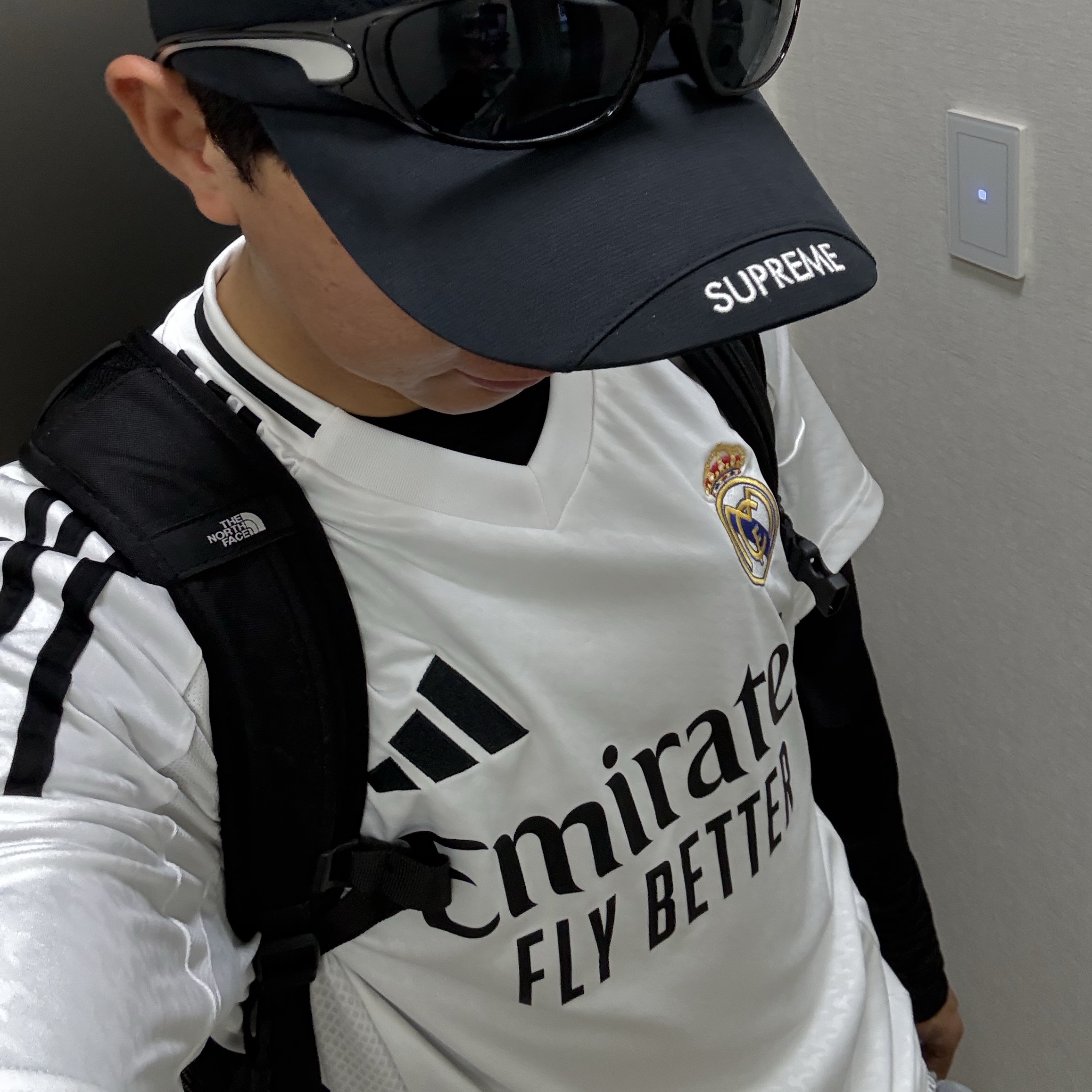Adidas Real Madrid 2024/25 Home Jersey White - KR Sizing (Non Marking Ver.) 착용 스타일 - 5