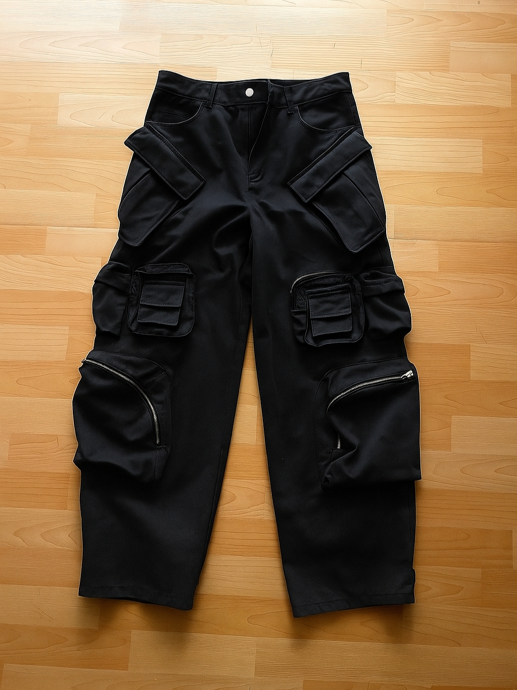 [KREAM 단독] Nonnod Mechanic Pants Black 착용 스타일