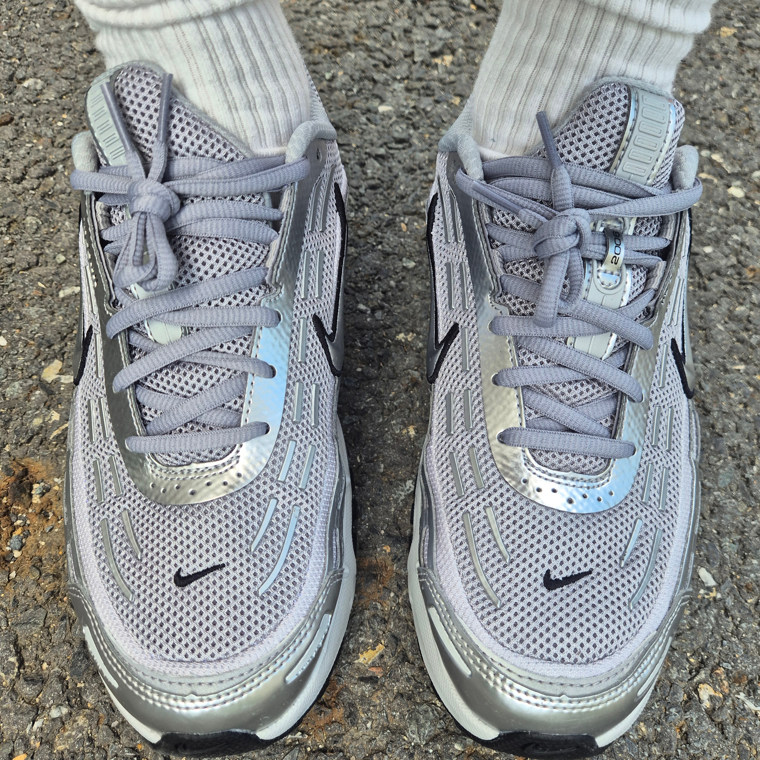 Nike Air Max TL 2.5 Metallic Silver 착용 스타일