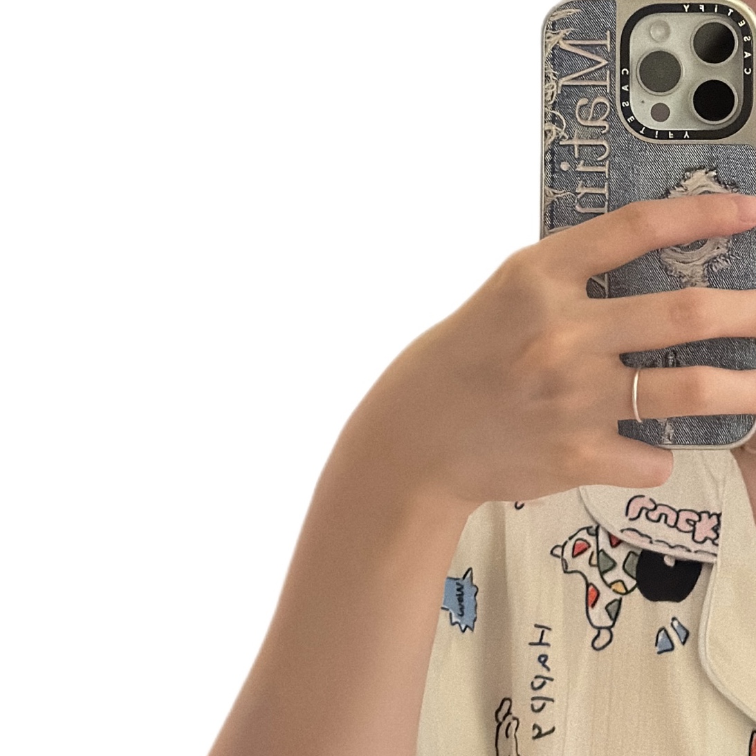 Casetify x Matin Kim iPhone Destroyed Denim Magsafe Mirror Case Silver 착용 스타일