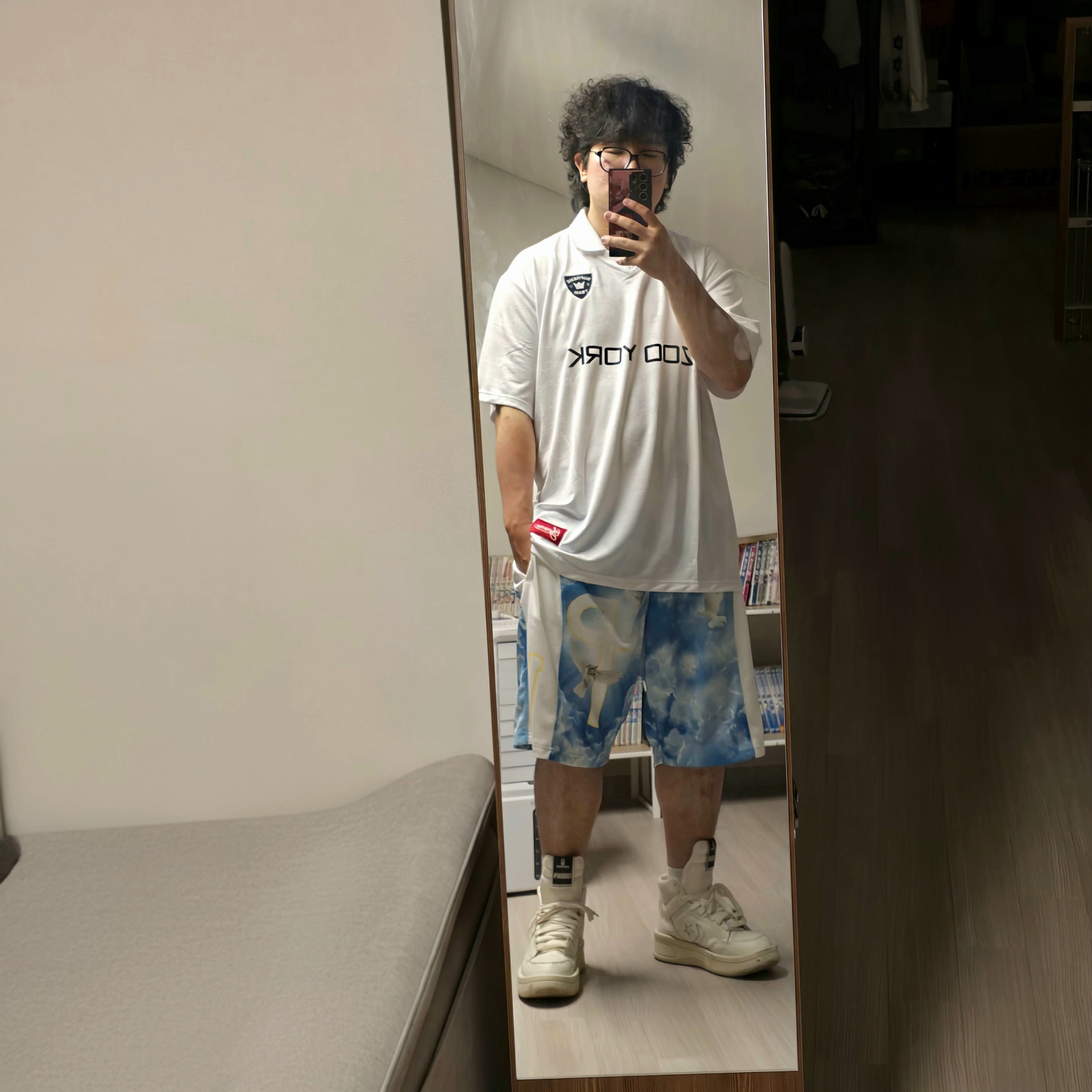 Supreme x Zoo York Soccer Jersey White - 25SS, Palace 1 Truth Shorts White - 25SS 착용 스타일 - 2