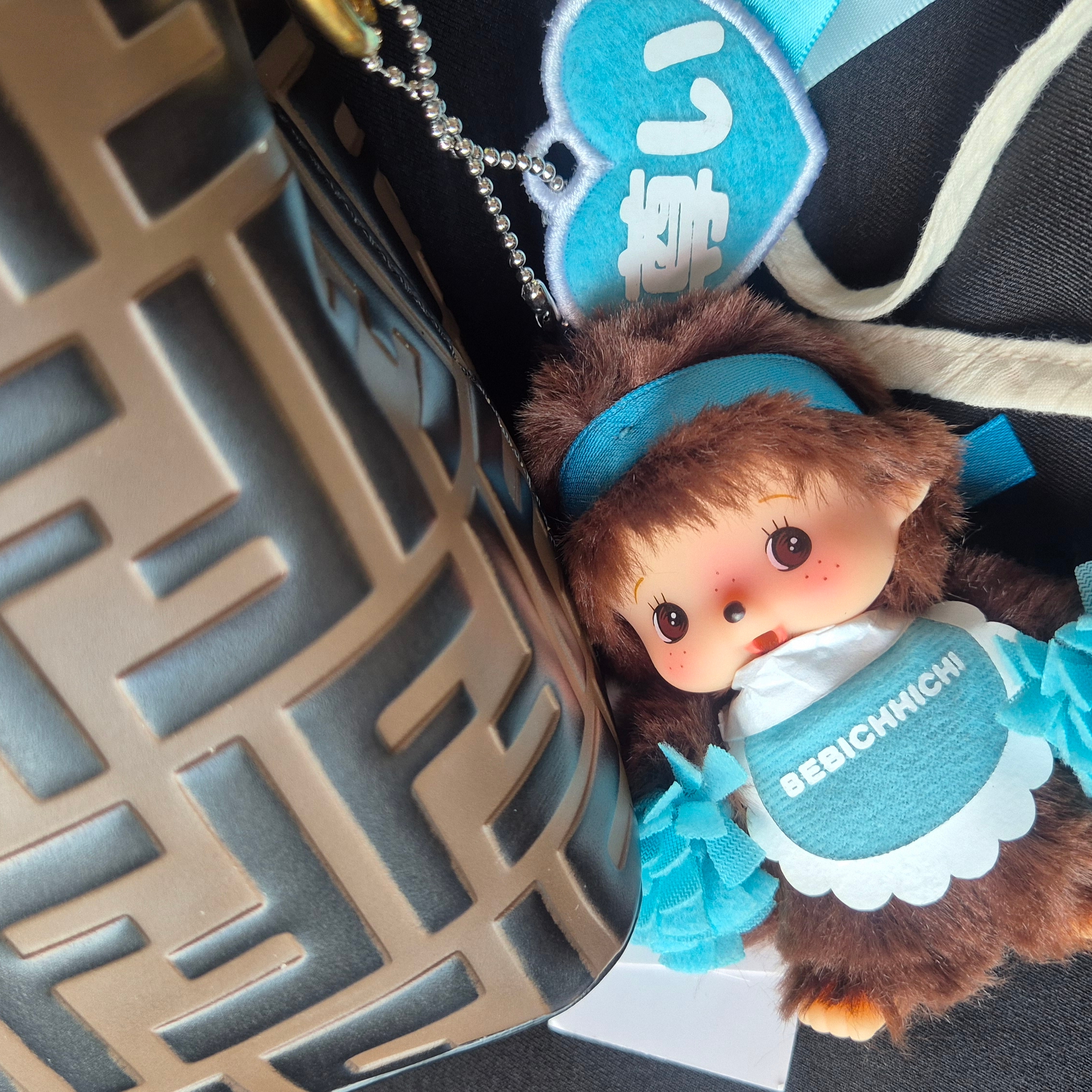 Monchhichi Happy Color Bebichhichi Boy Key Chain Blue 착용 스타일