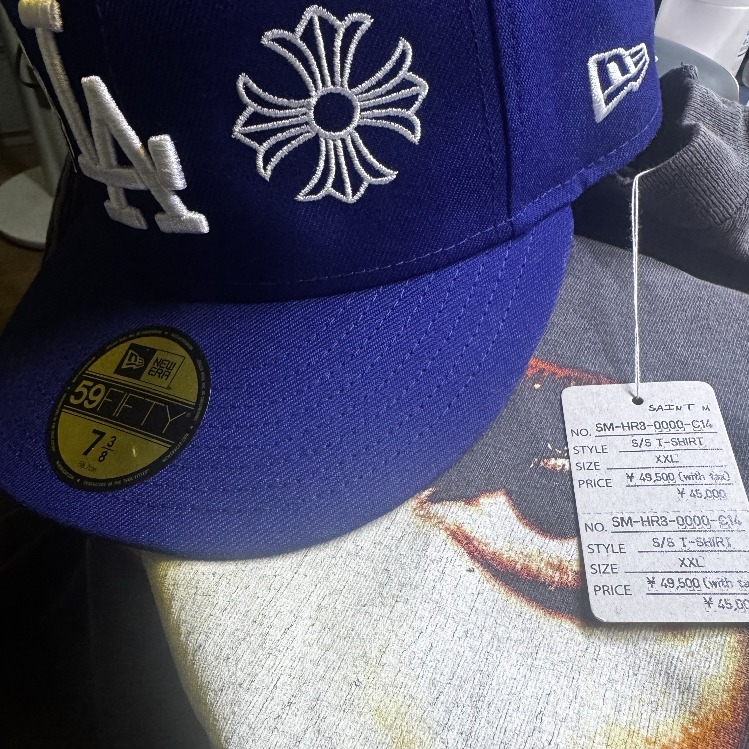 New Era 59Fifty MLB Seoul Series LA Dodgers Dark Royal, Saint Mxxxxxx x 2Pac S/S T-Shirt Black - 25SS 착용 스타일