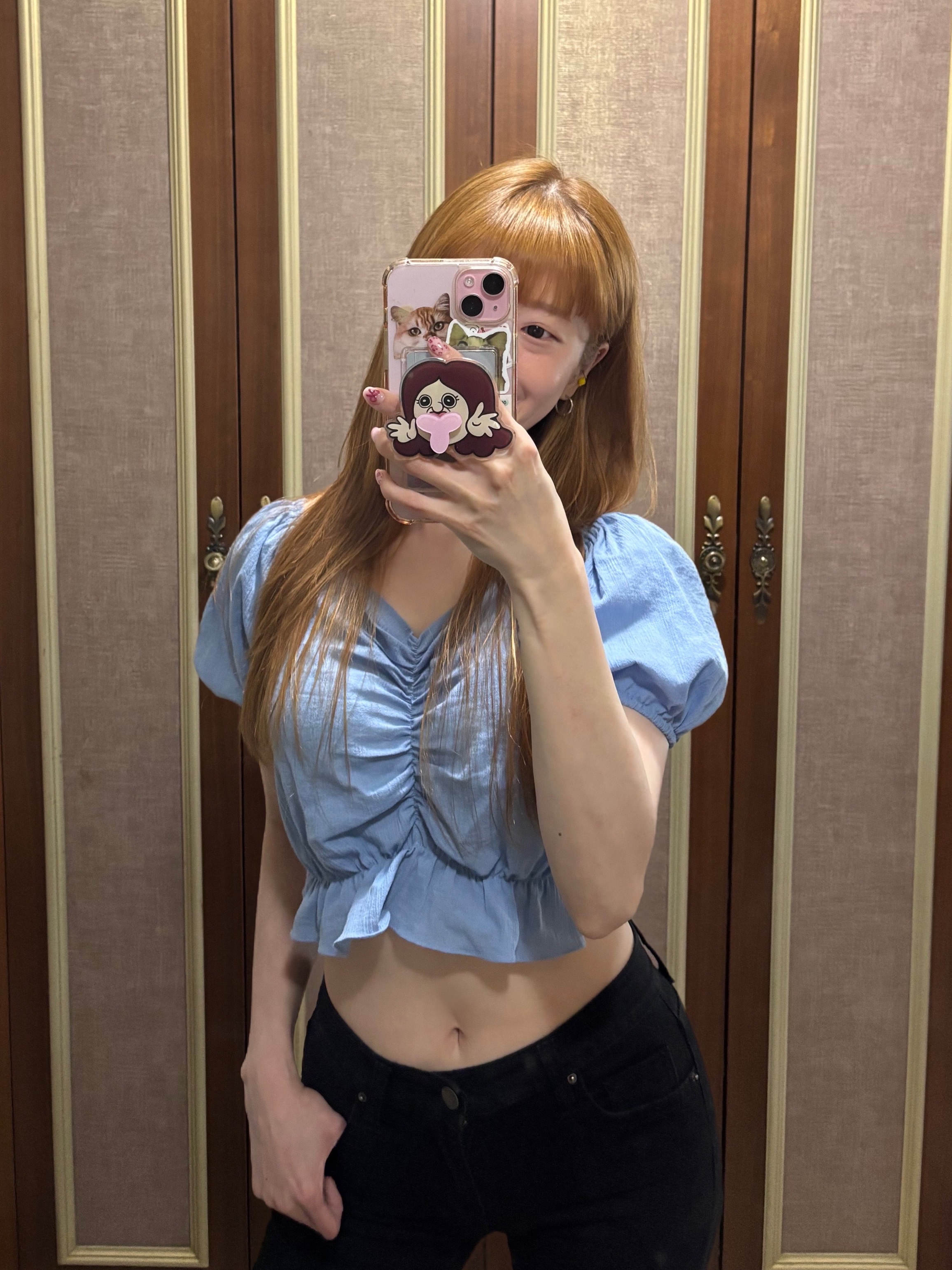 Oofos OOriginal Black 착용 스타일 - 1