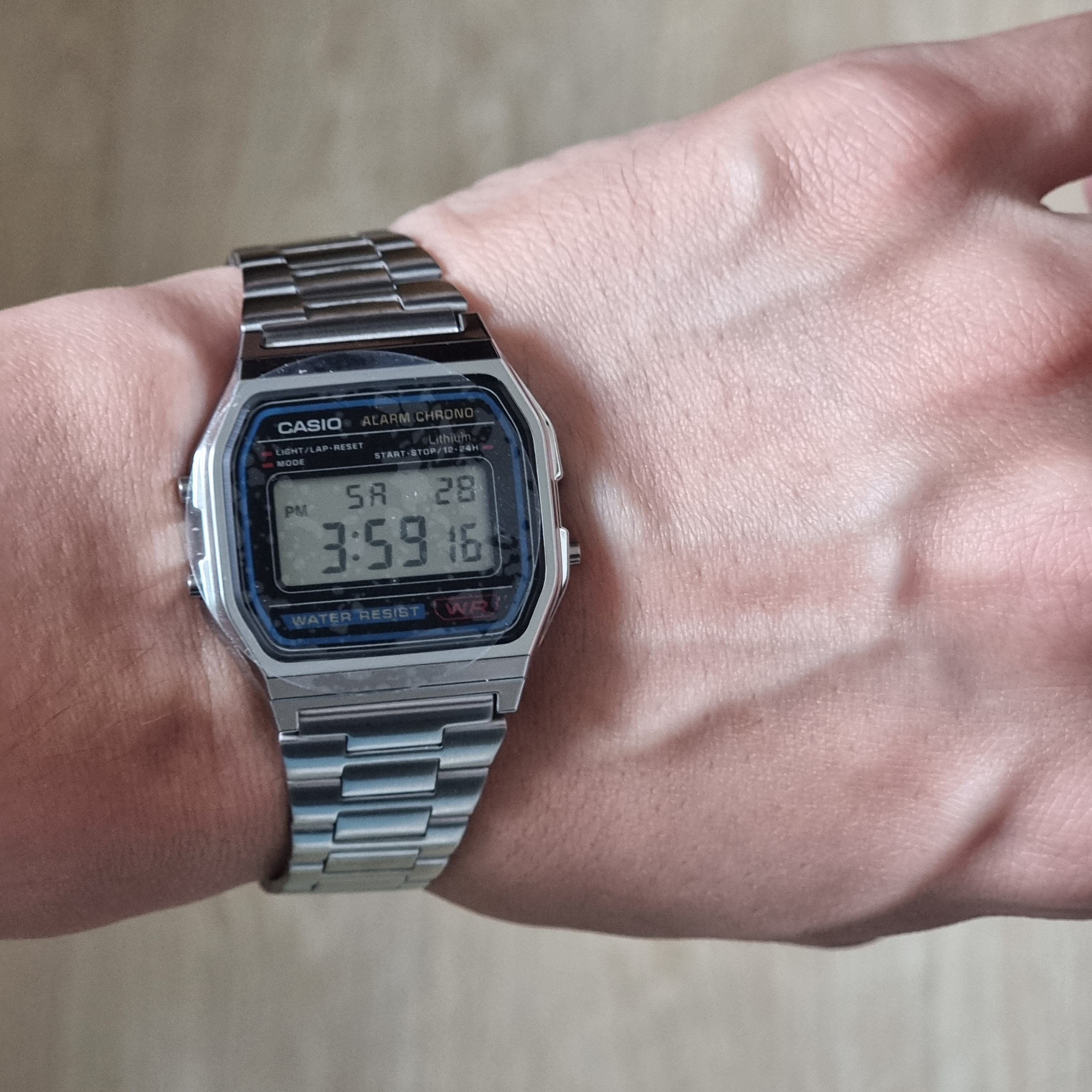Casio A-158WA-1 착용 스타일 - 1