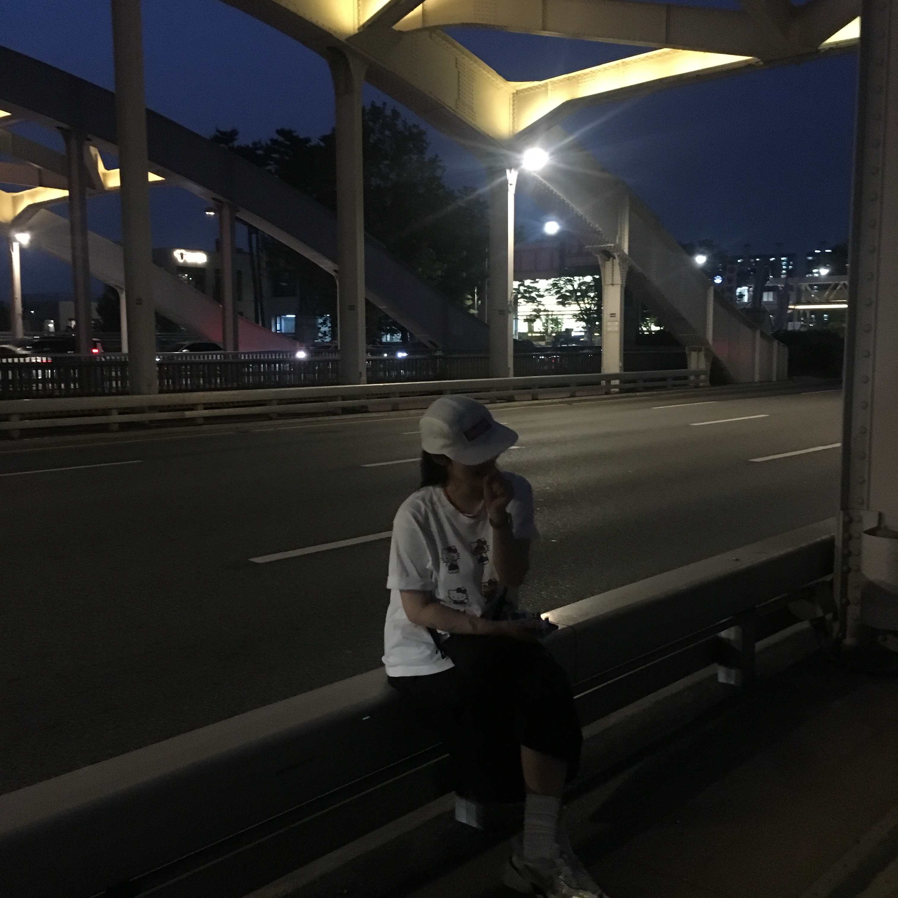 Supreme Waxed Ripstop Camp Cap White - 24FW, Arc'teryx Mantis 1 Waistpack Black II 착용 스타일 - 2