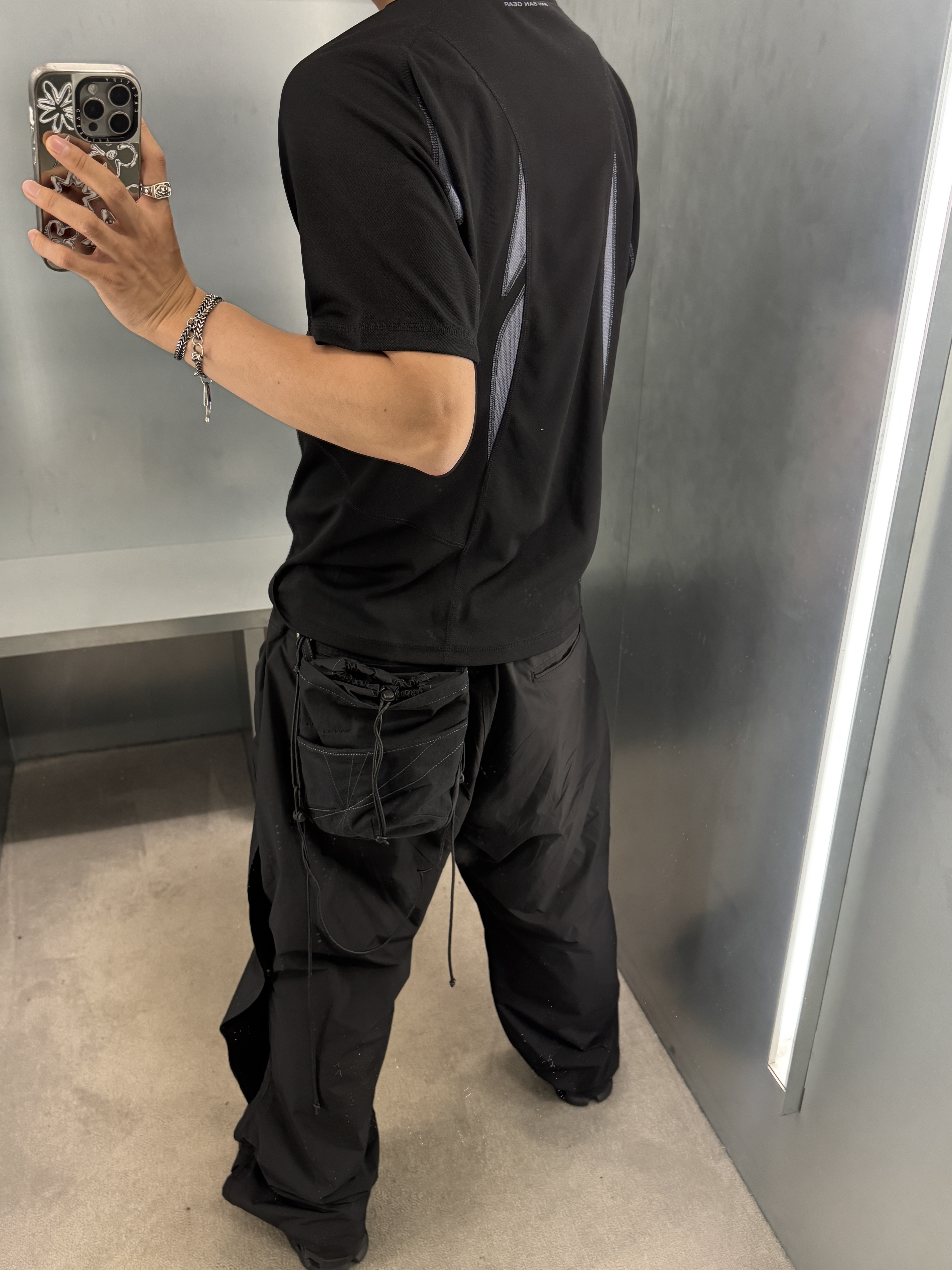 Sansan Gear Flowing Panel T-Shirt Black - 25SS, Sansan Gear Wave Pants Black - 25SS 착용 스타일