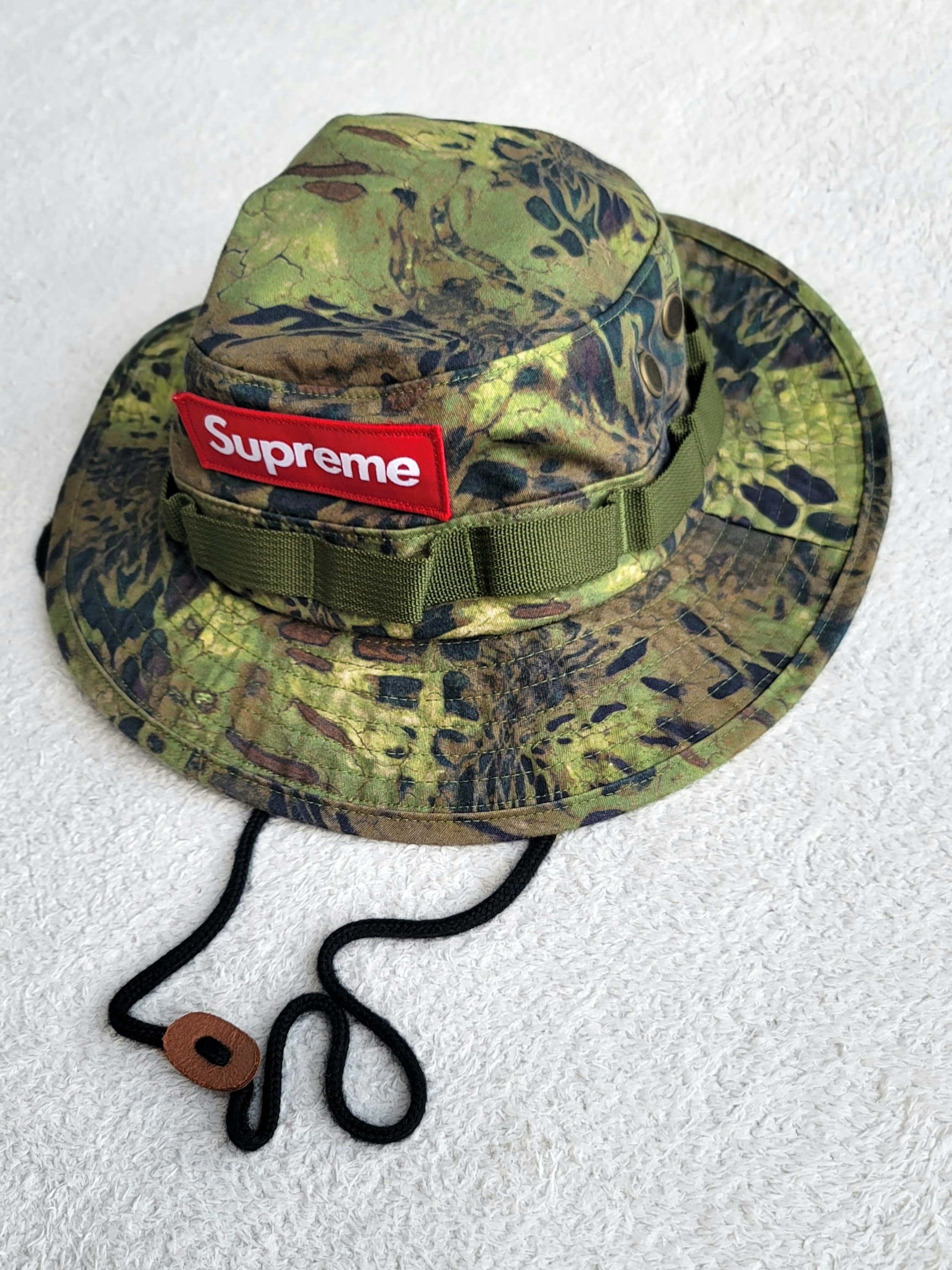 Supreme Military Boonie Olive Prym1 Camo - 22SS 착용 스타일