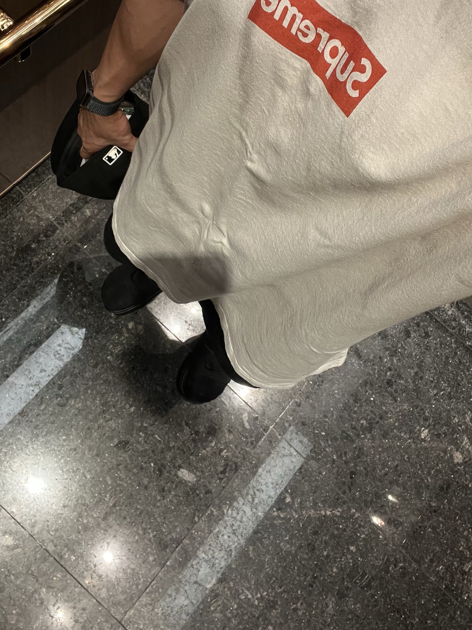Supreme x MM6 Maison Margiela Box Logo T-Shirt White - 24SS, New Era 59Fifty MLB Authentic New York Yankees Game Navy 착용 스타일