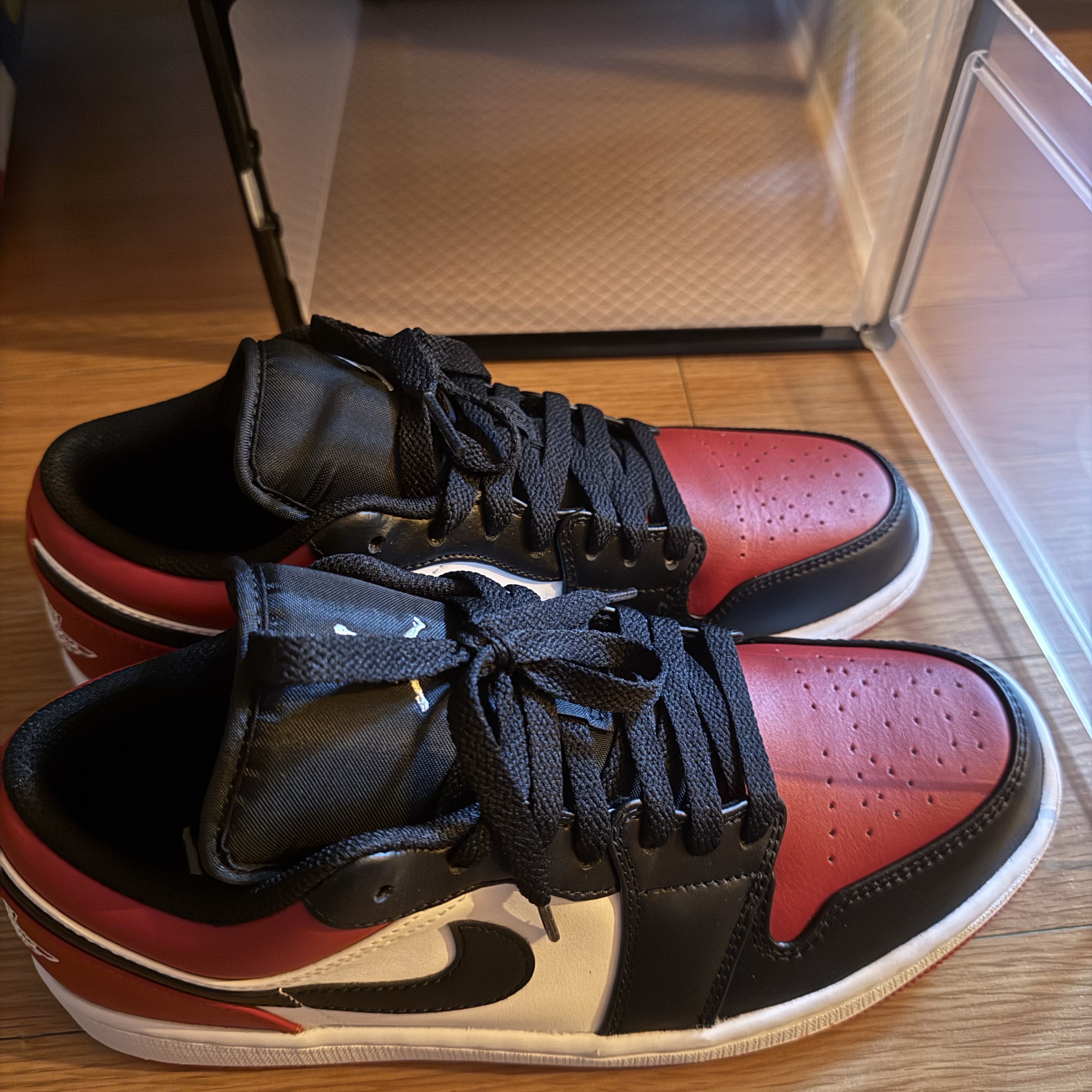 Jordan 1 Low Bred Toe 착용 스타일 - 2