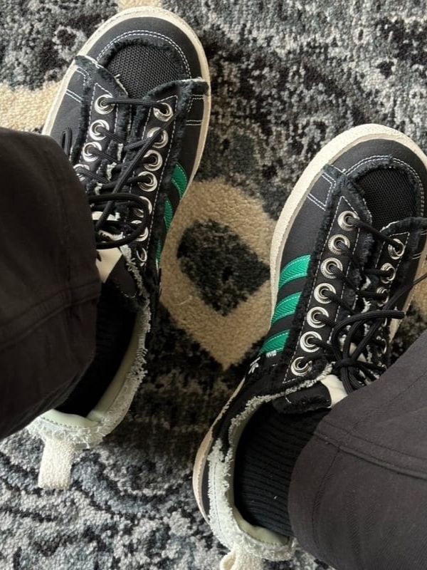 Adidas x Song for the Mute Campus 80s Core Black Cream White 착용 스타일