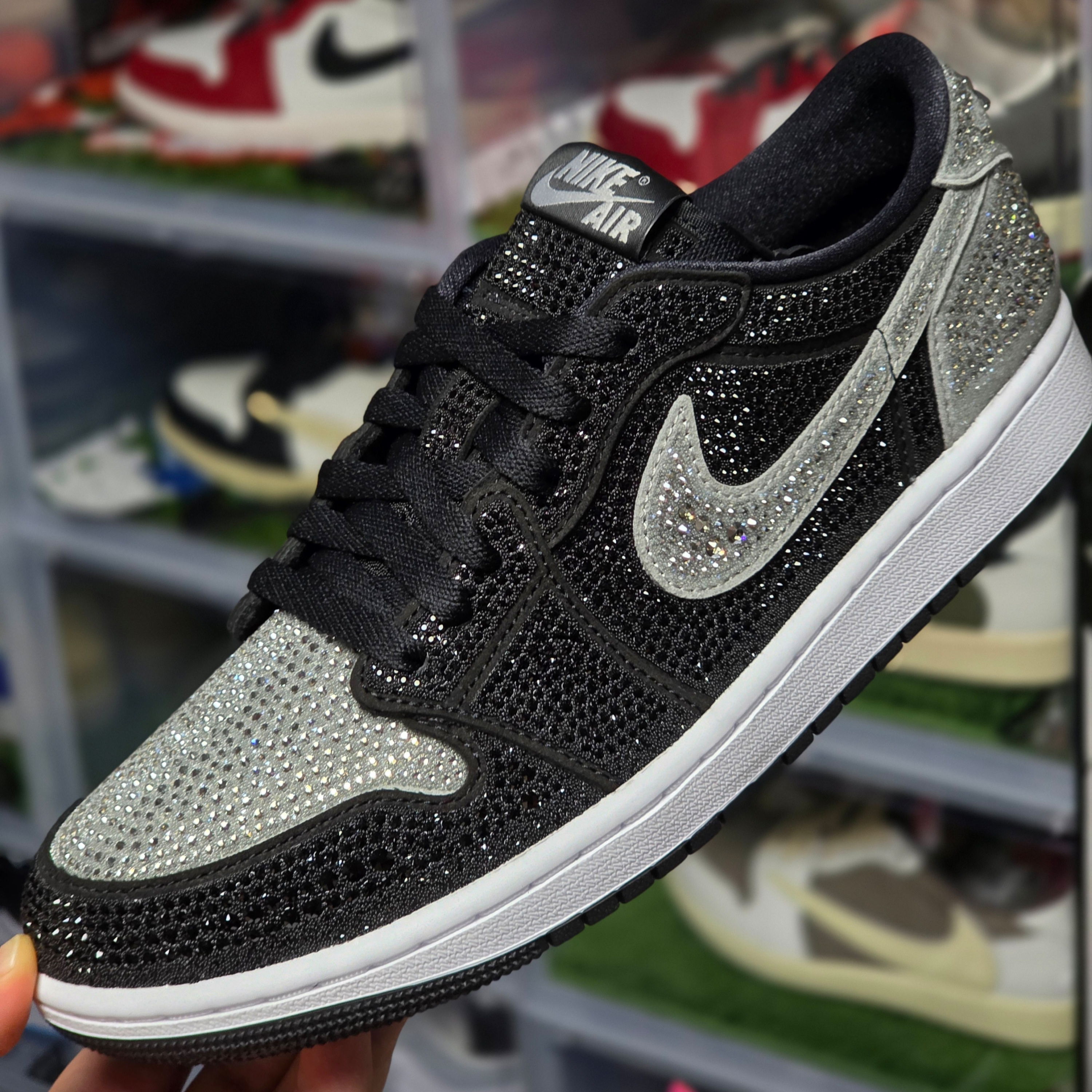 (W) Jordan 1 x Swarovski Low OG Crystal 착용 스타일