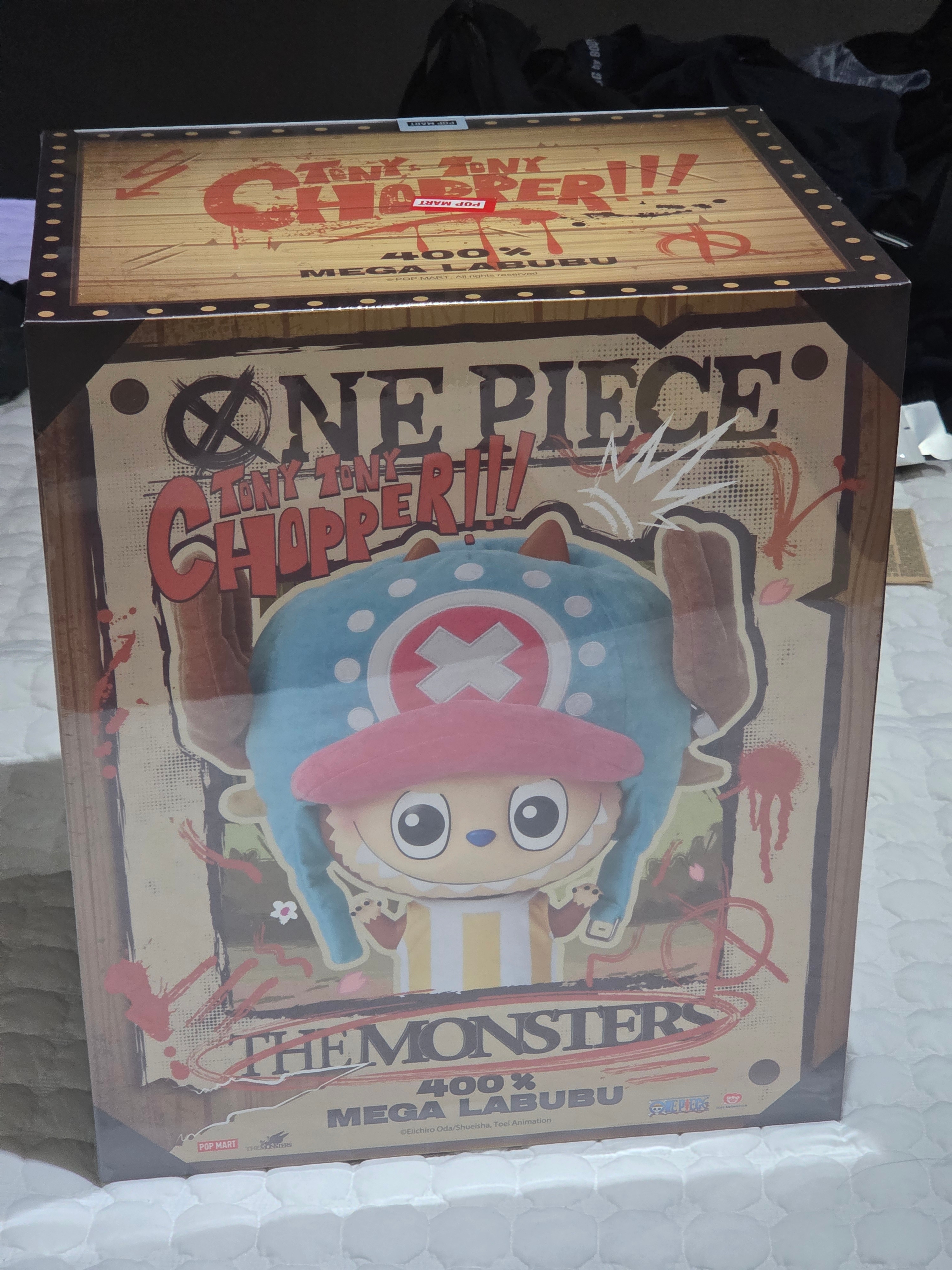 Pop Mart Mega Labubu x One Piece Tony Tony Chopper 400% 착용 스타일