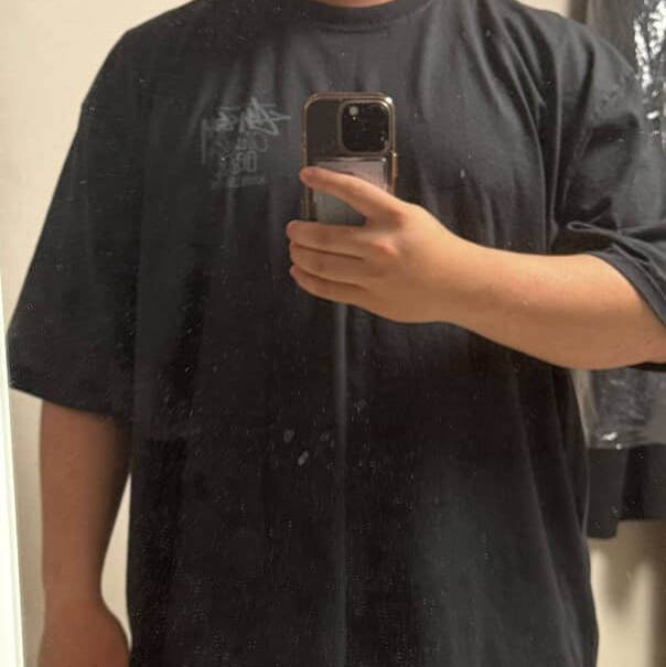 Stussy Pigment Dyed Classic Gear T-Shirt Black 착용 스타일