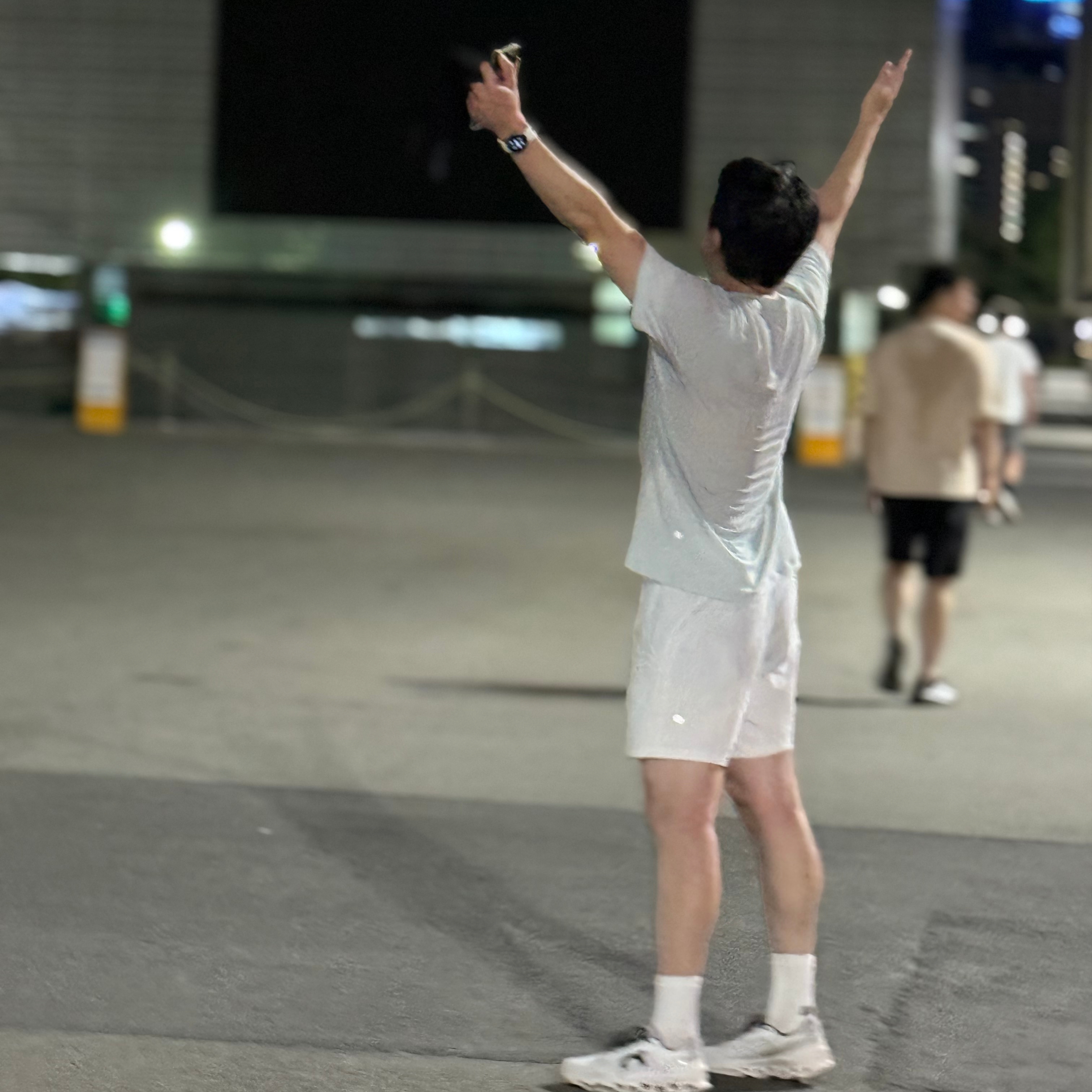 On Running Cloudmonster All White, CEP Core Run Mid Cut Socks V5 White 착용 스타일 - 1