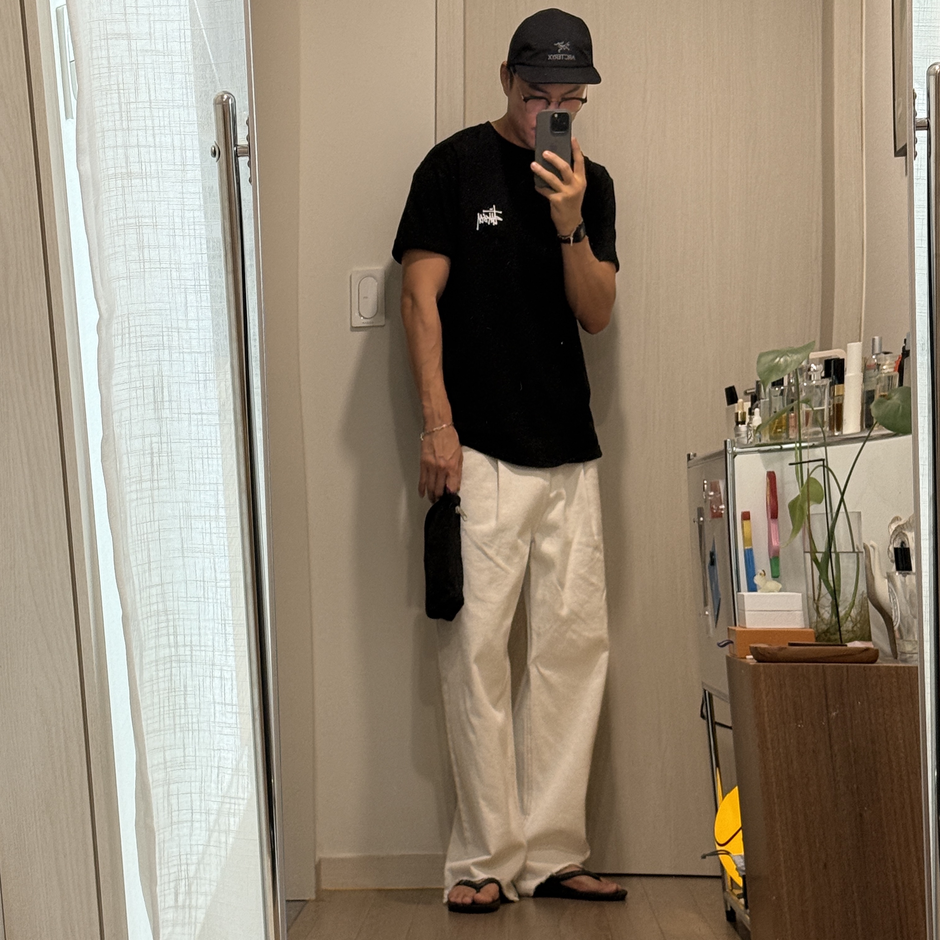 Arc'teryx Gore 5 Panel Cap Black 착용 스타일