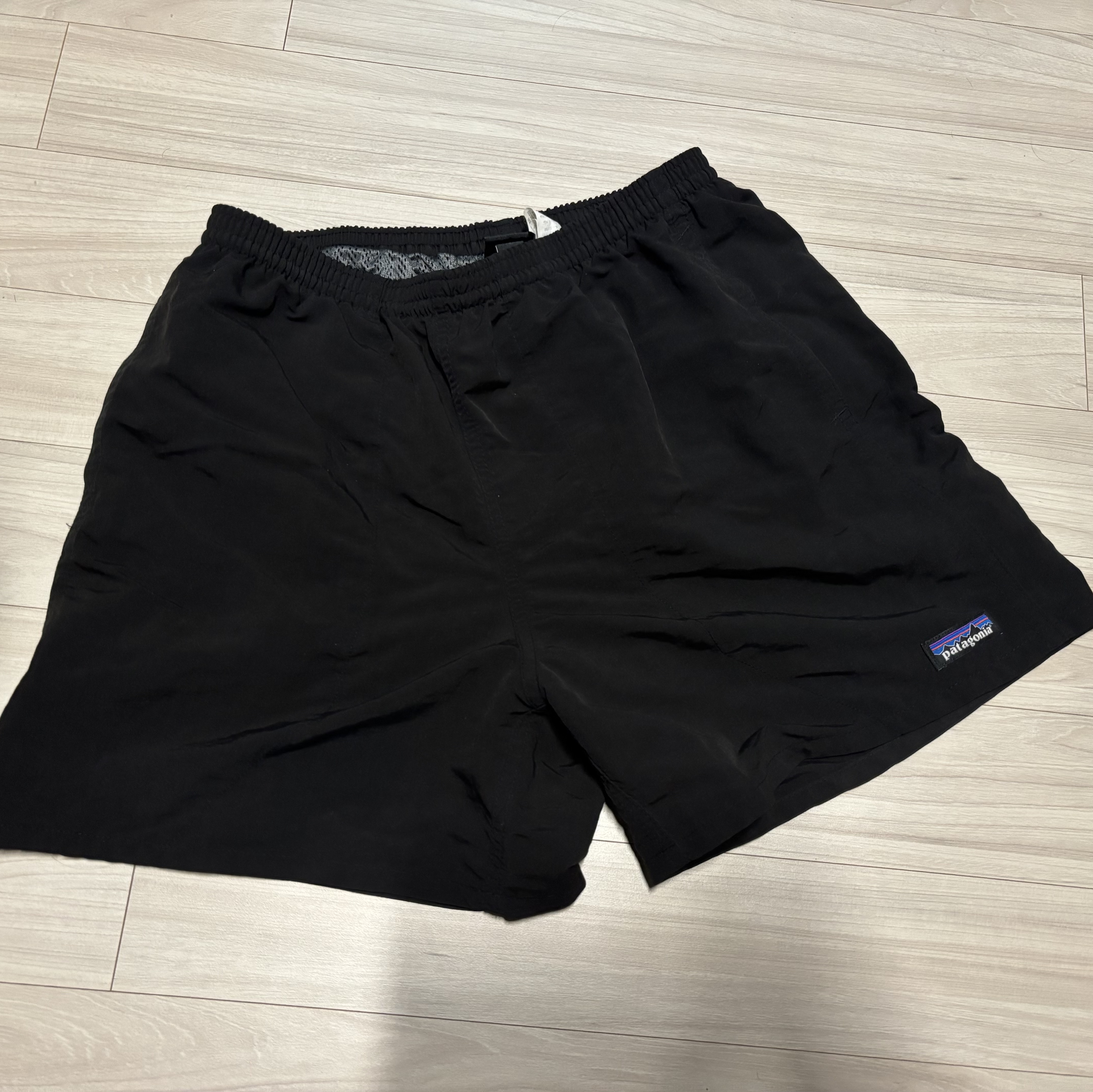 Patagonia Baggies Shorts 5 Inch Black 착용 스타일